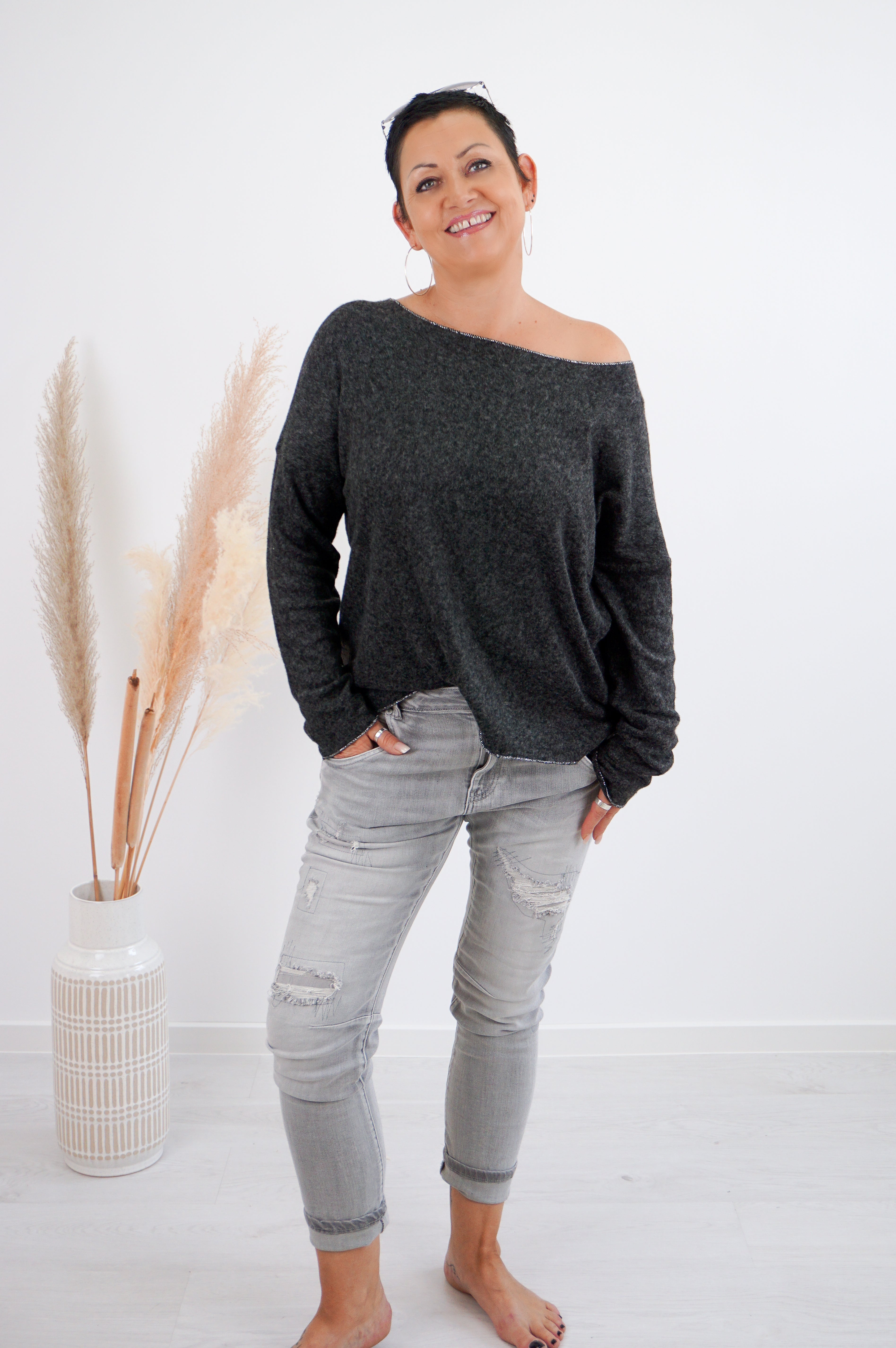 Flauschiger Feinstrickpulli, anthrazit