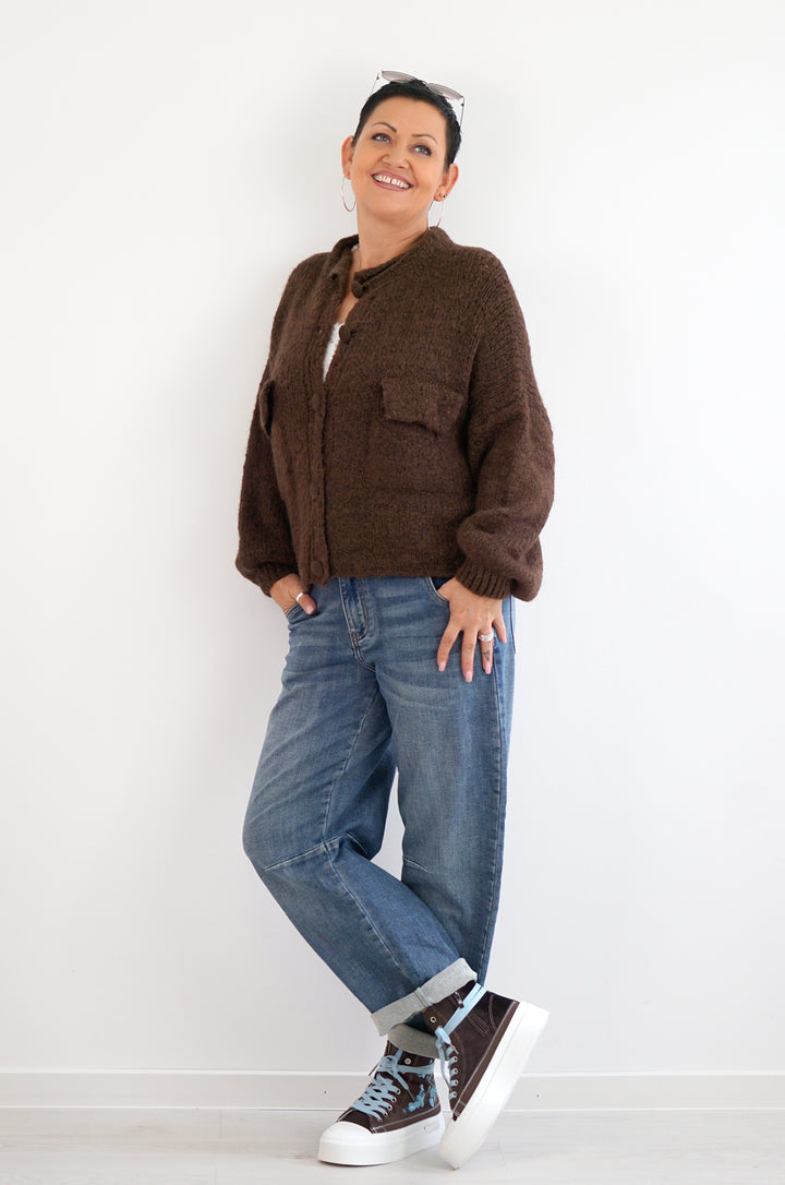 Strickjacke mit aufgesetzten Taschen, schokobraun