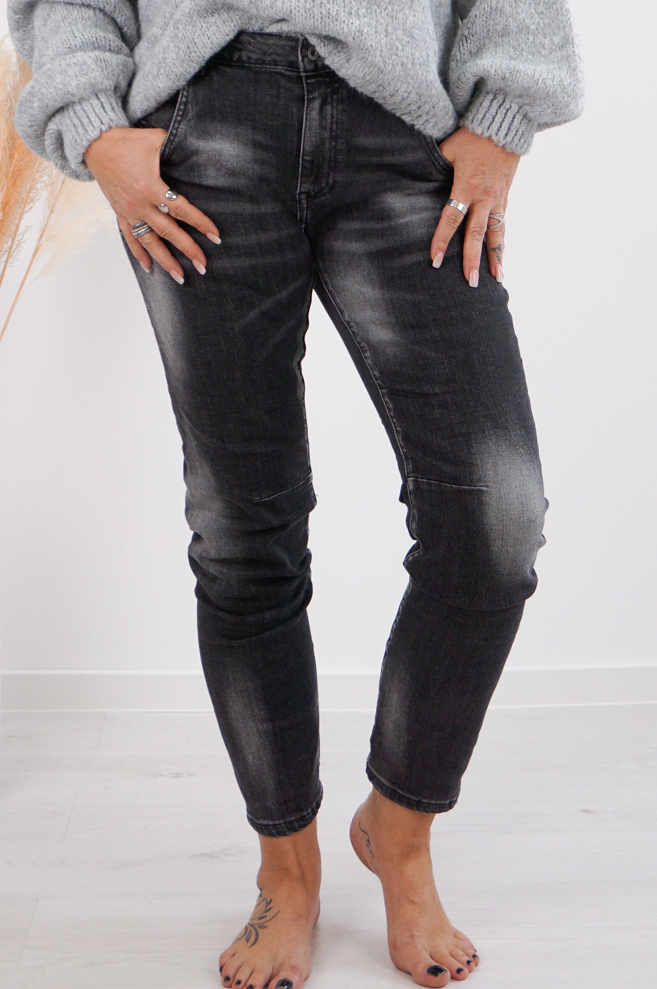 Sexy Woman Jeans im verwaschenen Look