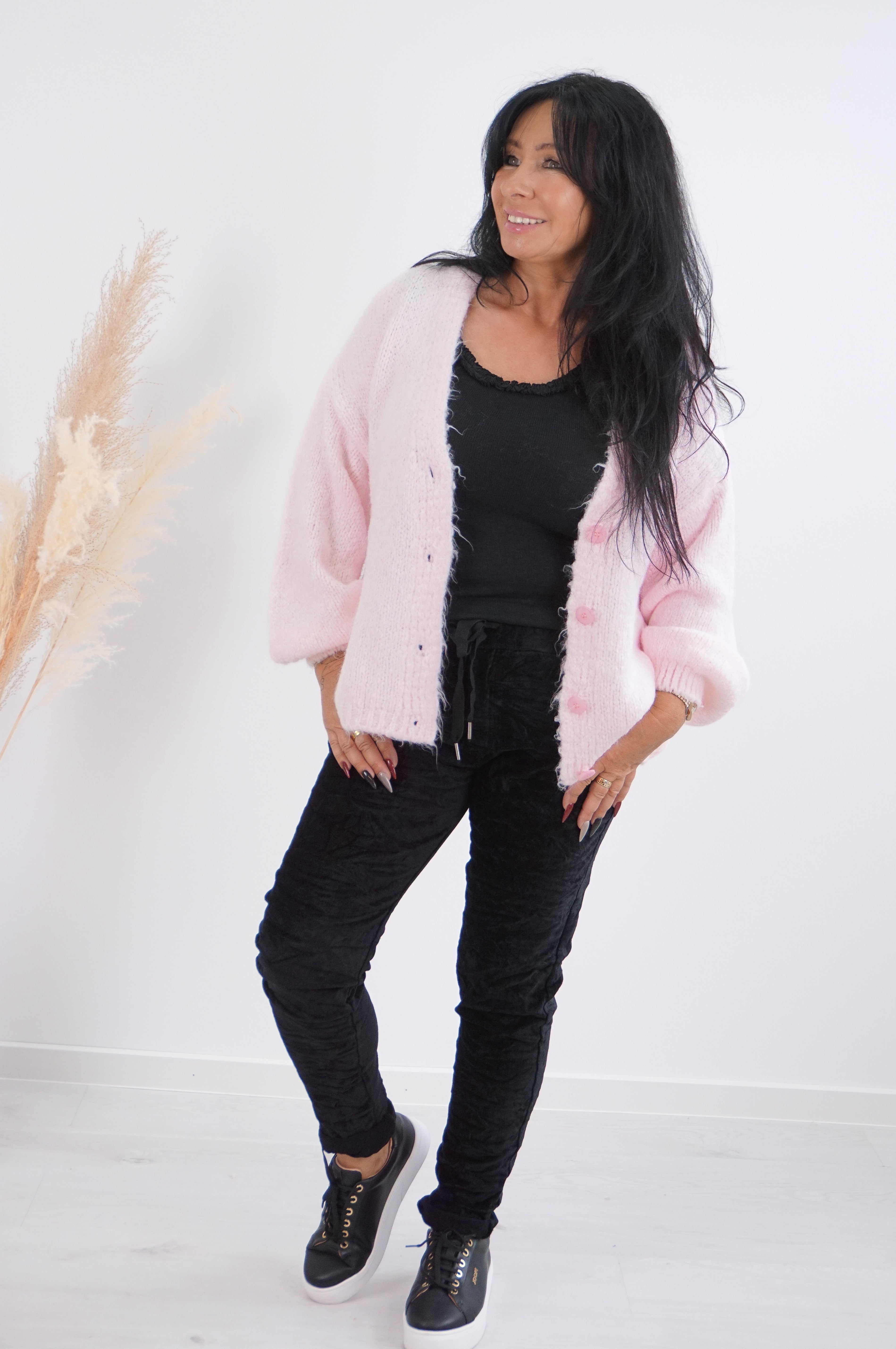 Kurze Strickjacke "Good Day", rosa