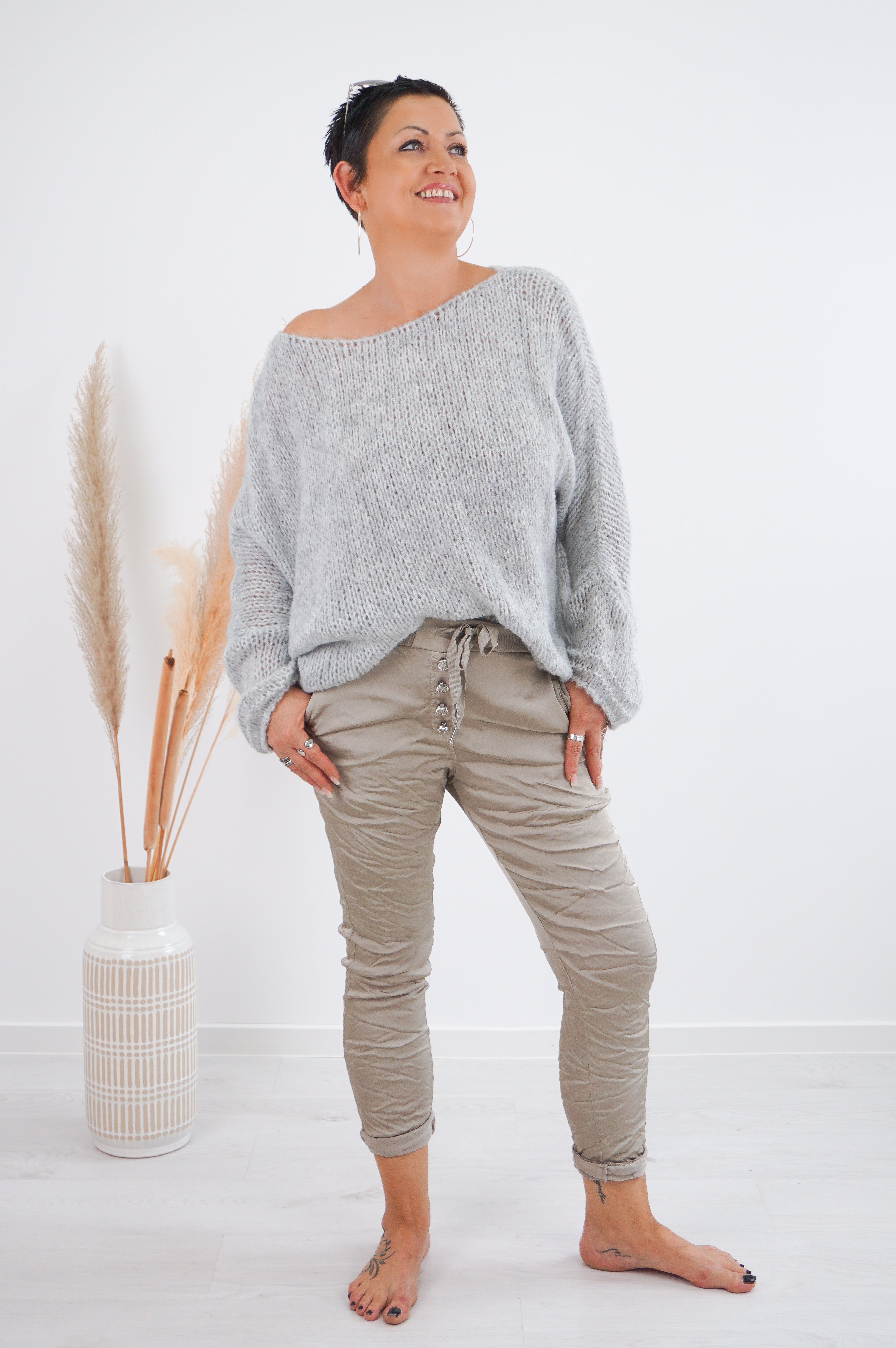 Basic Strickpulli, grau