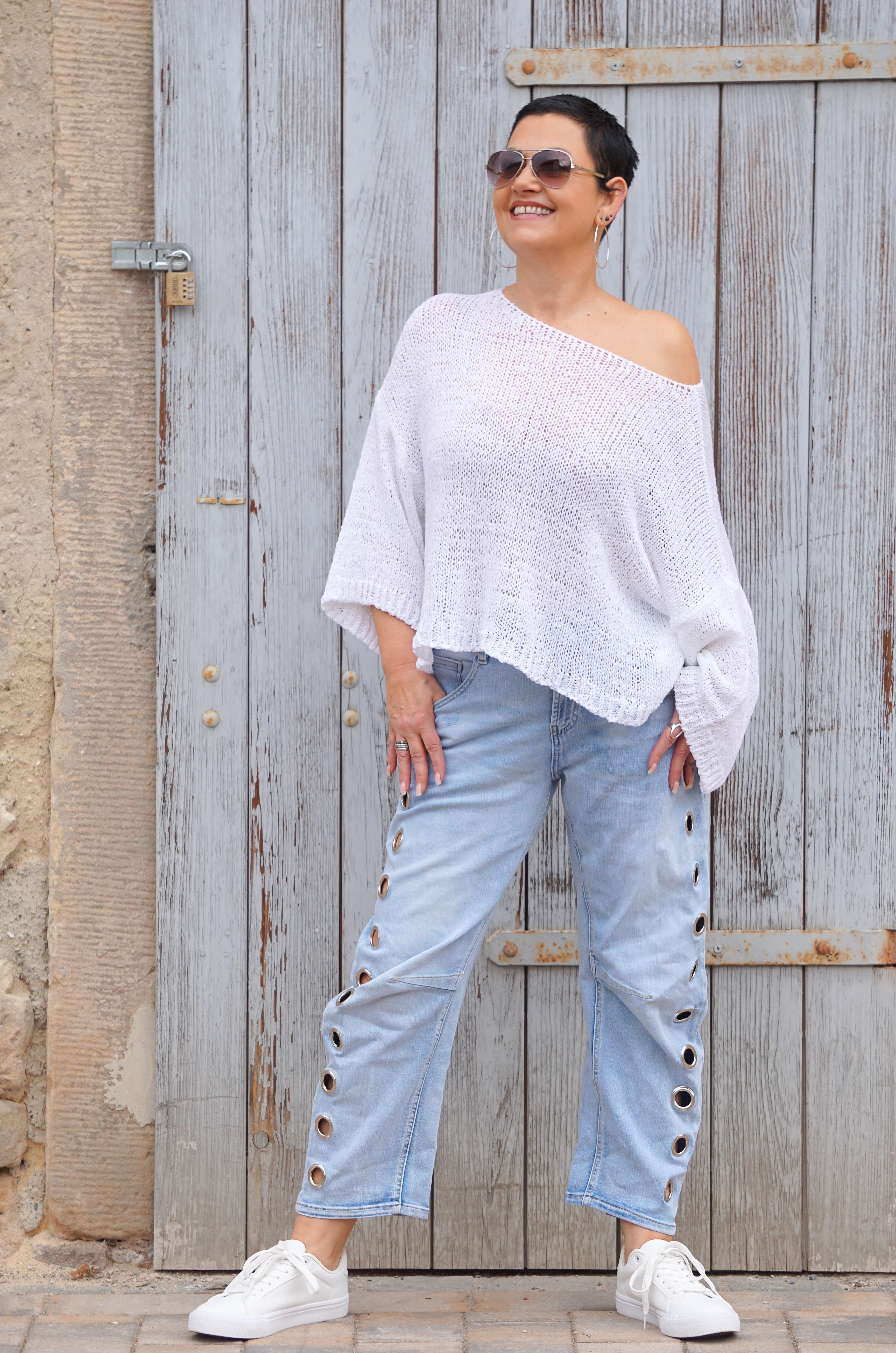 Sexy Woman Barrel Jeans mit seitlichen Ösen