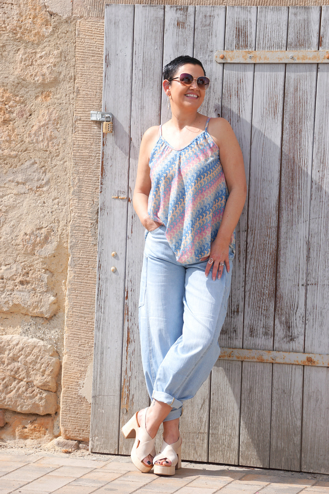 Top mit buntem Muster &amp; goldenem Schimmer, blau/rosa