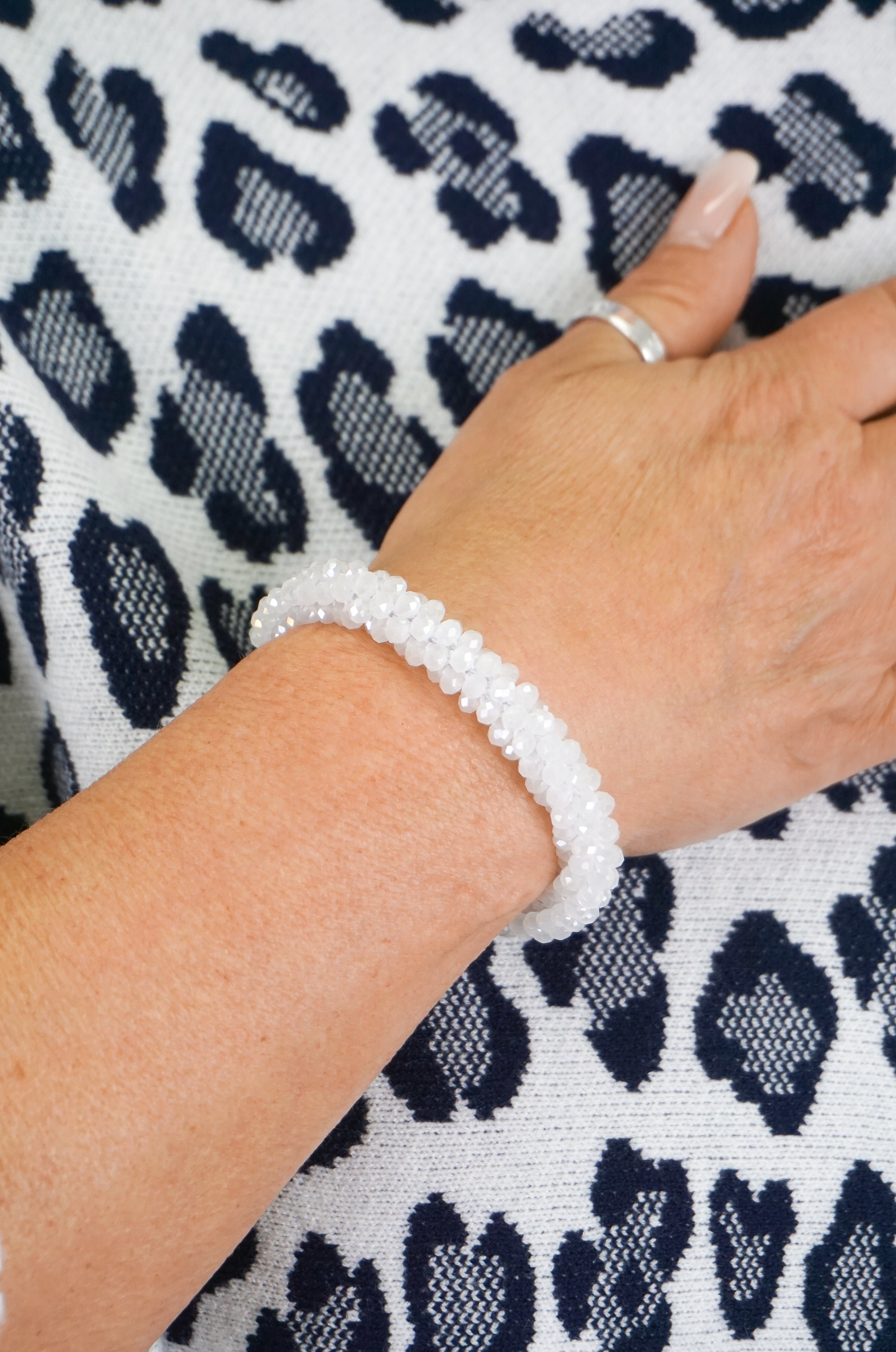 Perlenarmband, weiß