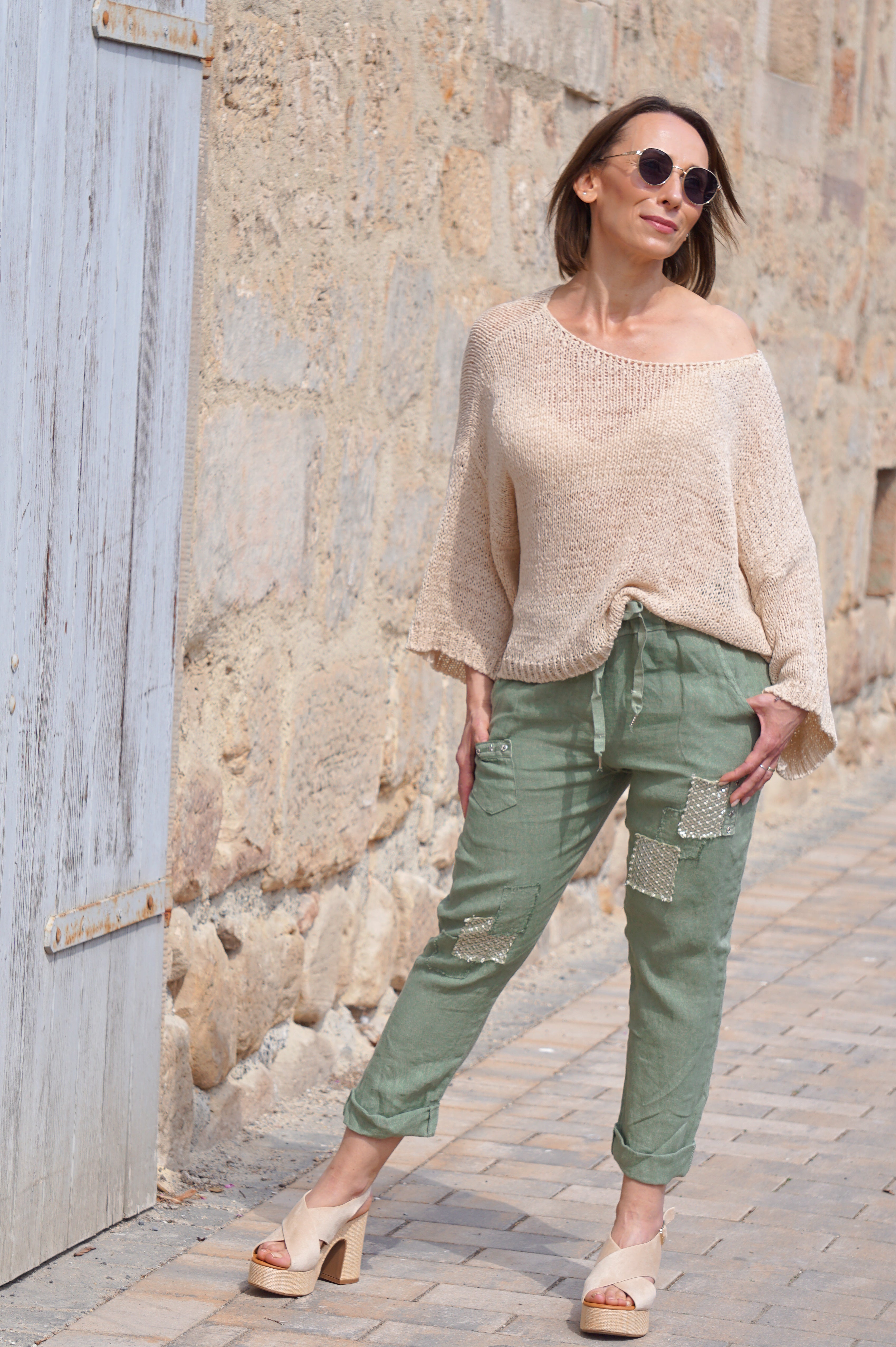 Verspielte Leinenhose, khaki