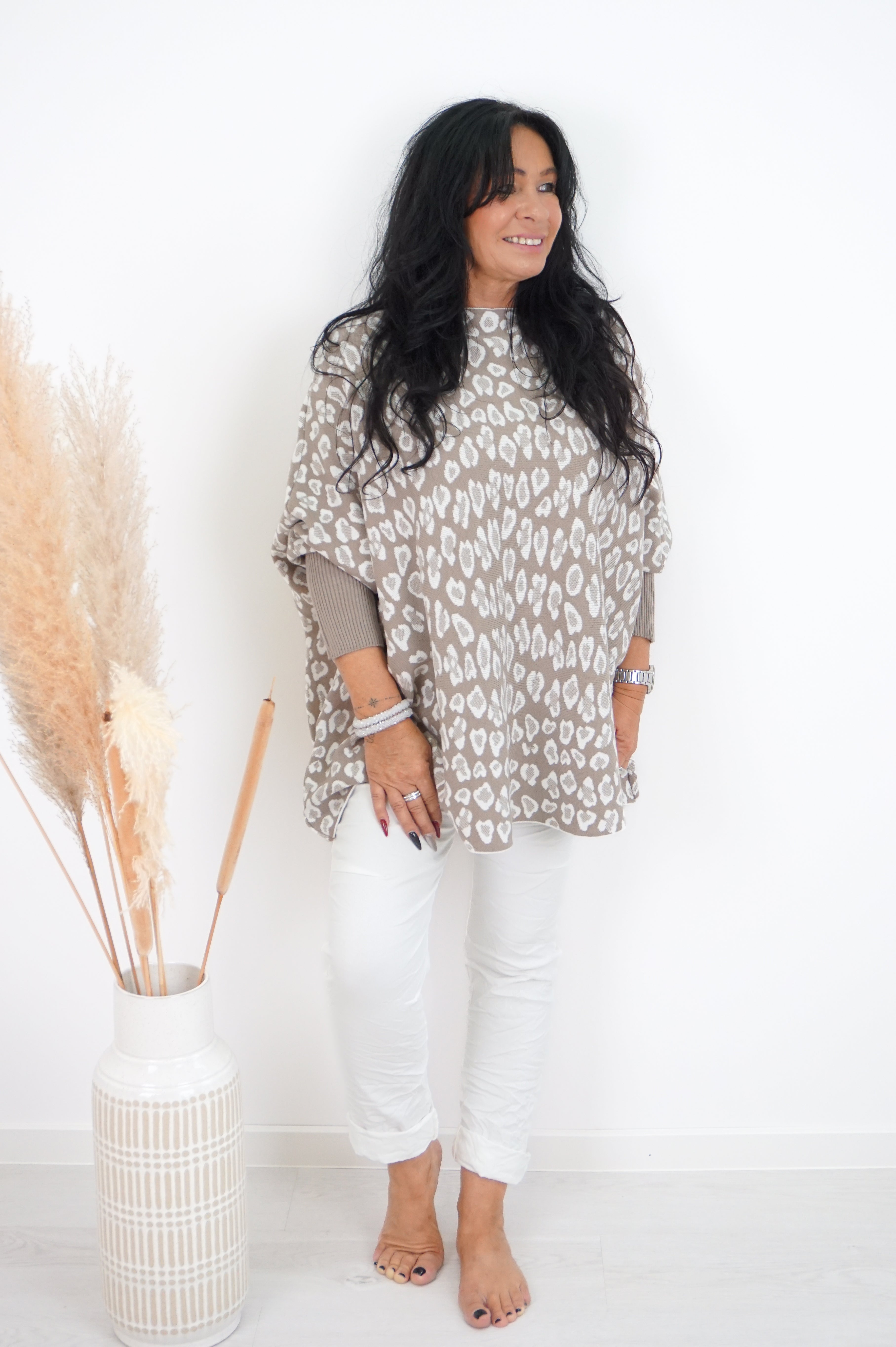 Weiter Feinstrickpulli "Leo", beige/off white