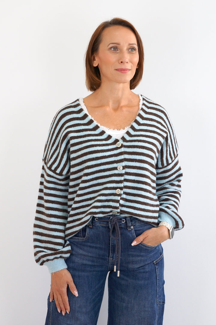 Gestreifte Strickjacke, eisblau/schokobraun