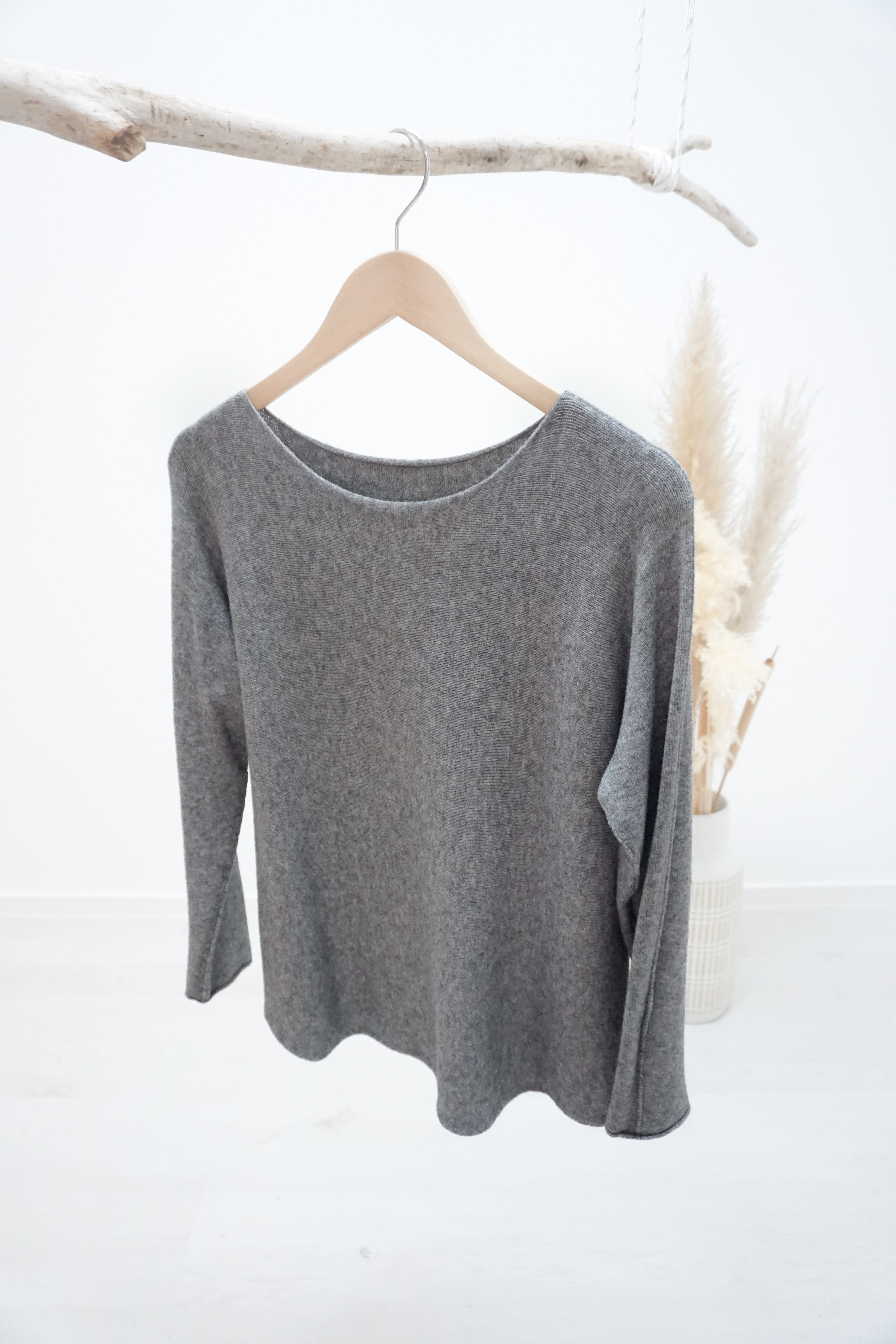 Basic Feinstrickpulli, grau