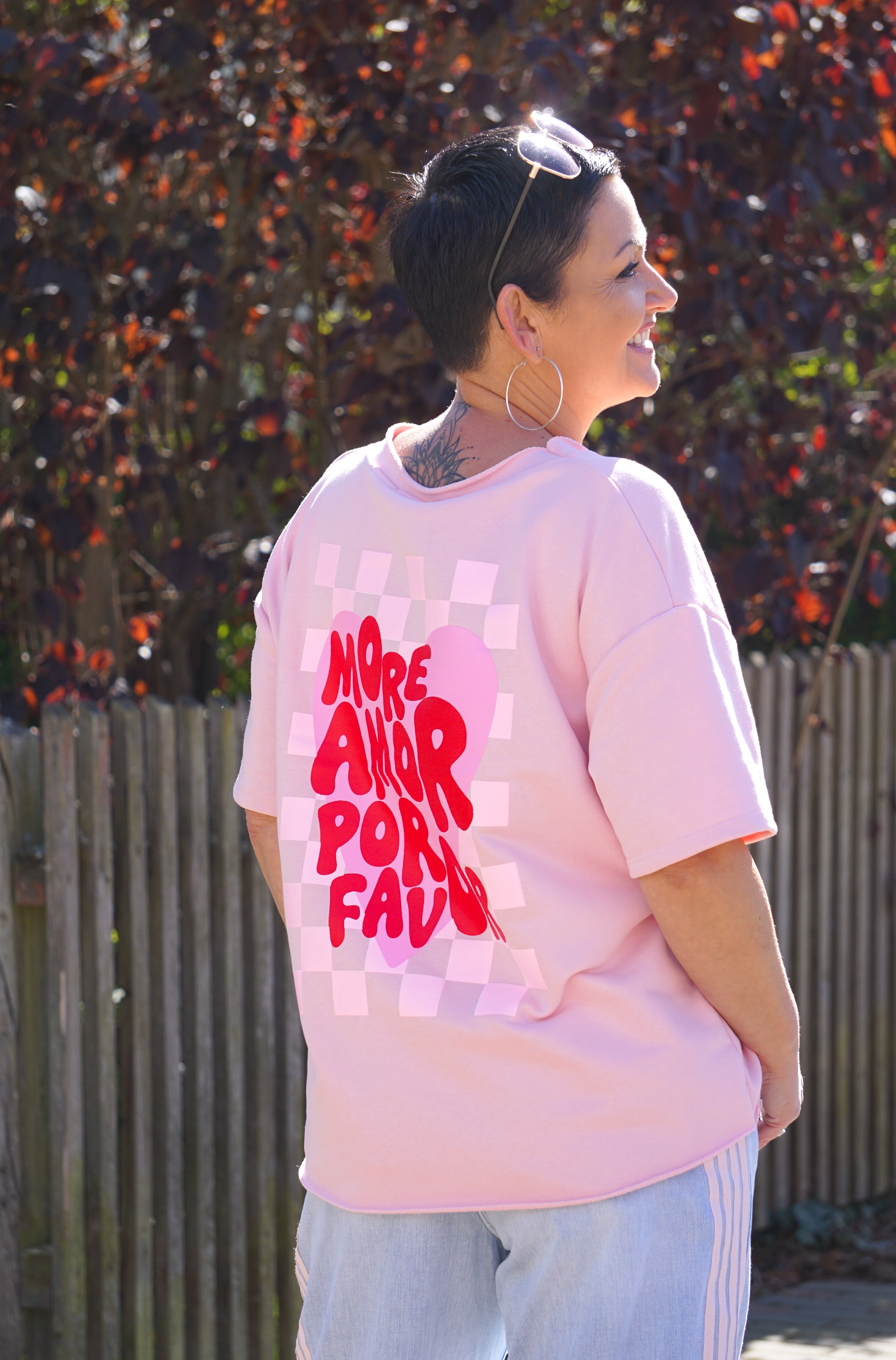 Kurzarm Sweatshirt "More Amor por favor“, rosa