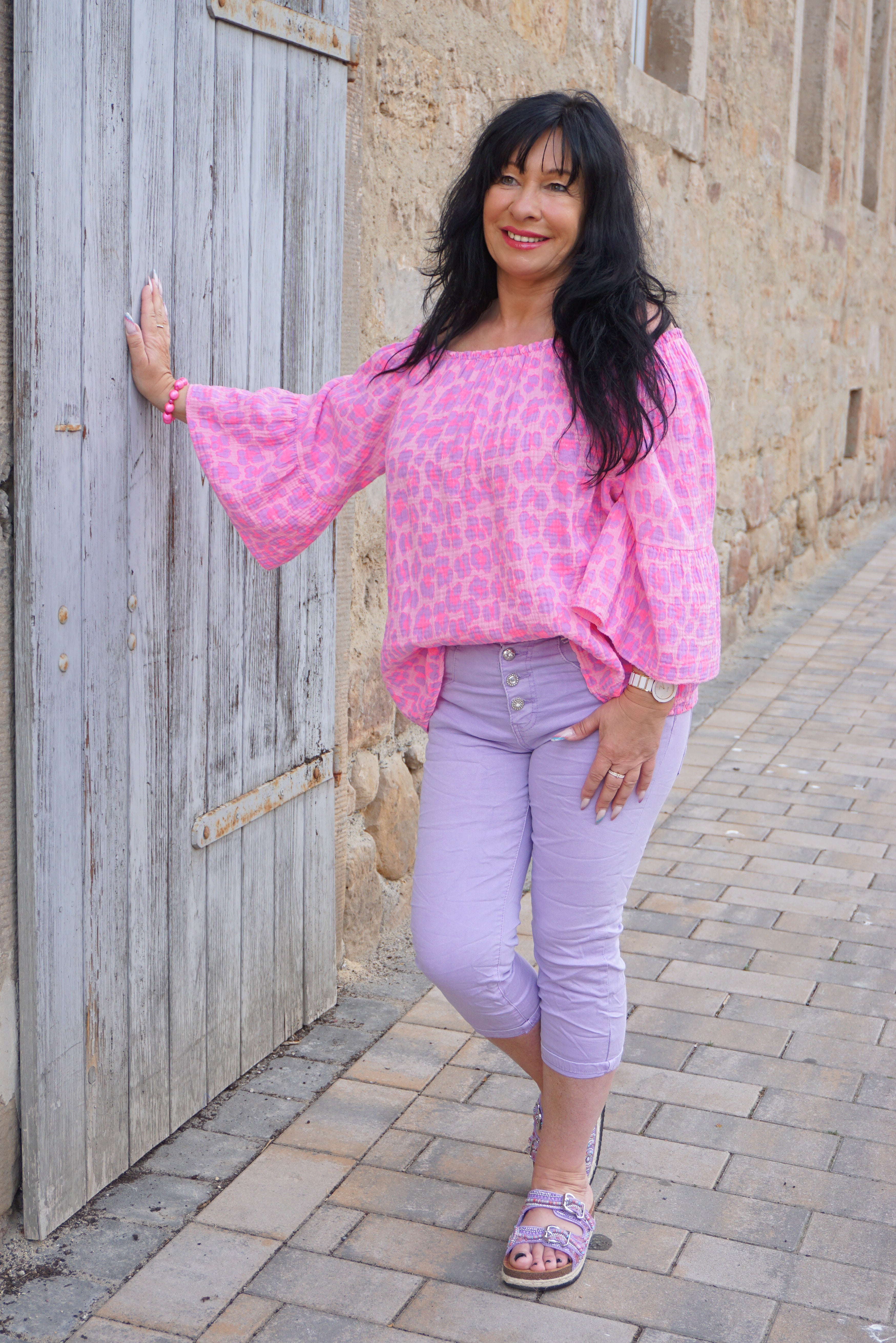 Musselin Bluse mit Leo Print, flieder/neonpink