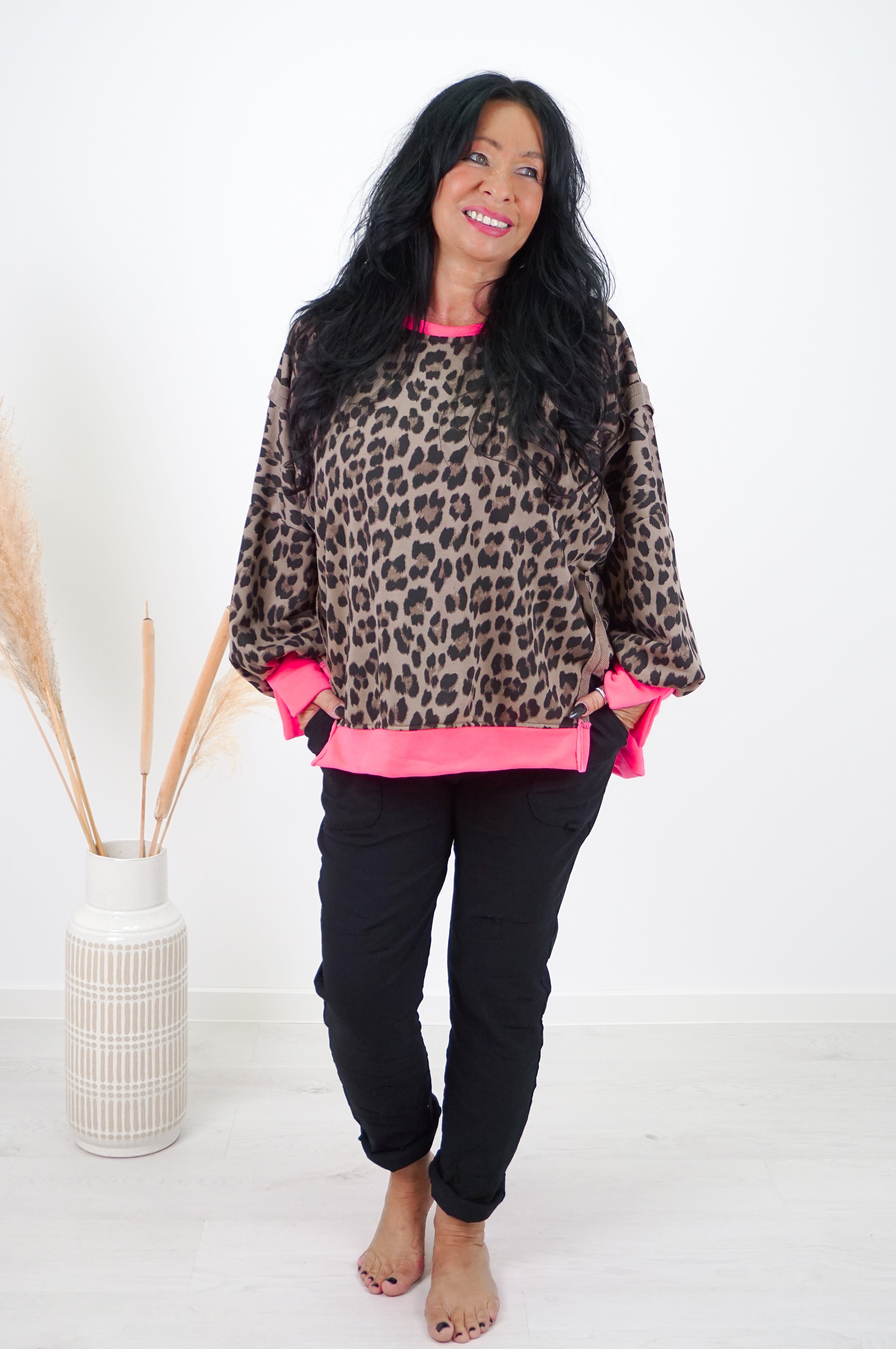 Sweatshirt "Neon Leo"