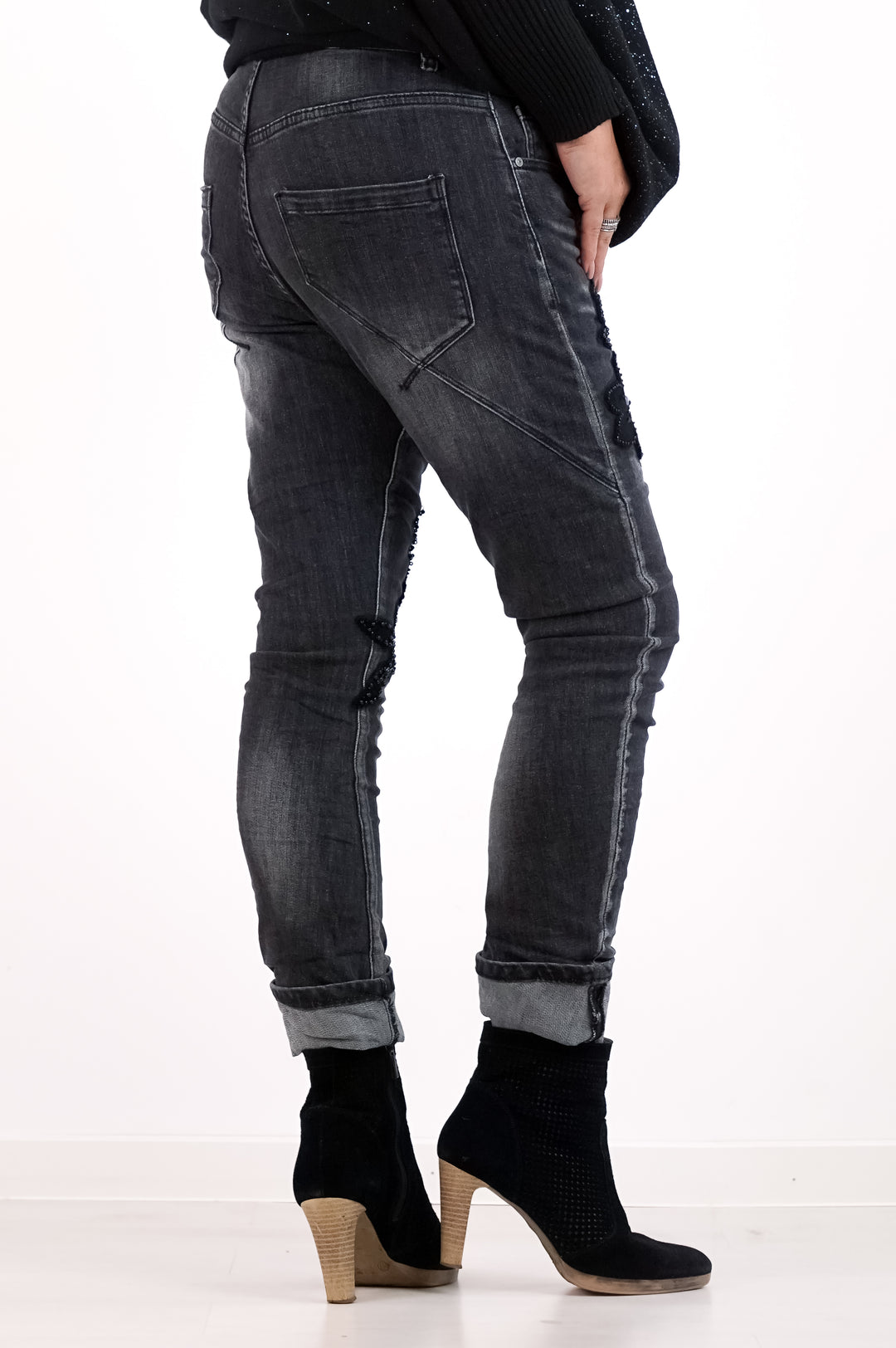 Sexy Woman Jeans „Black Blossom“