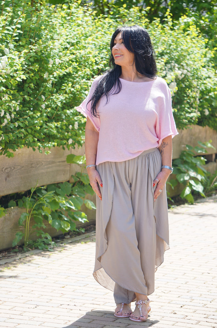 Verspielte Sommerhose, Taupe