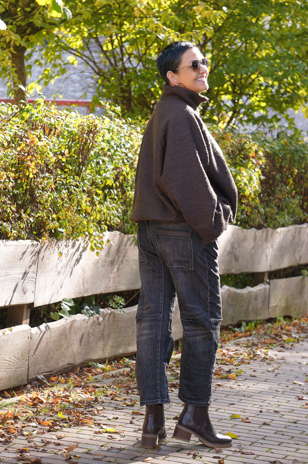 Teddyjacke mit Neon-Statement, schokobraun