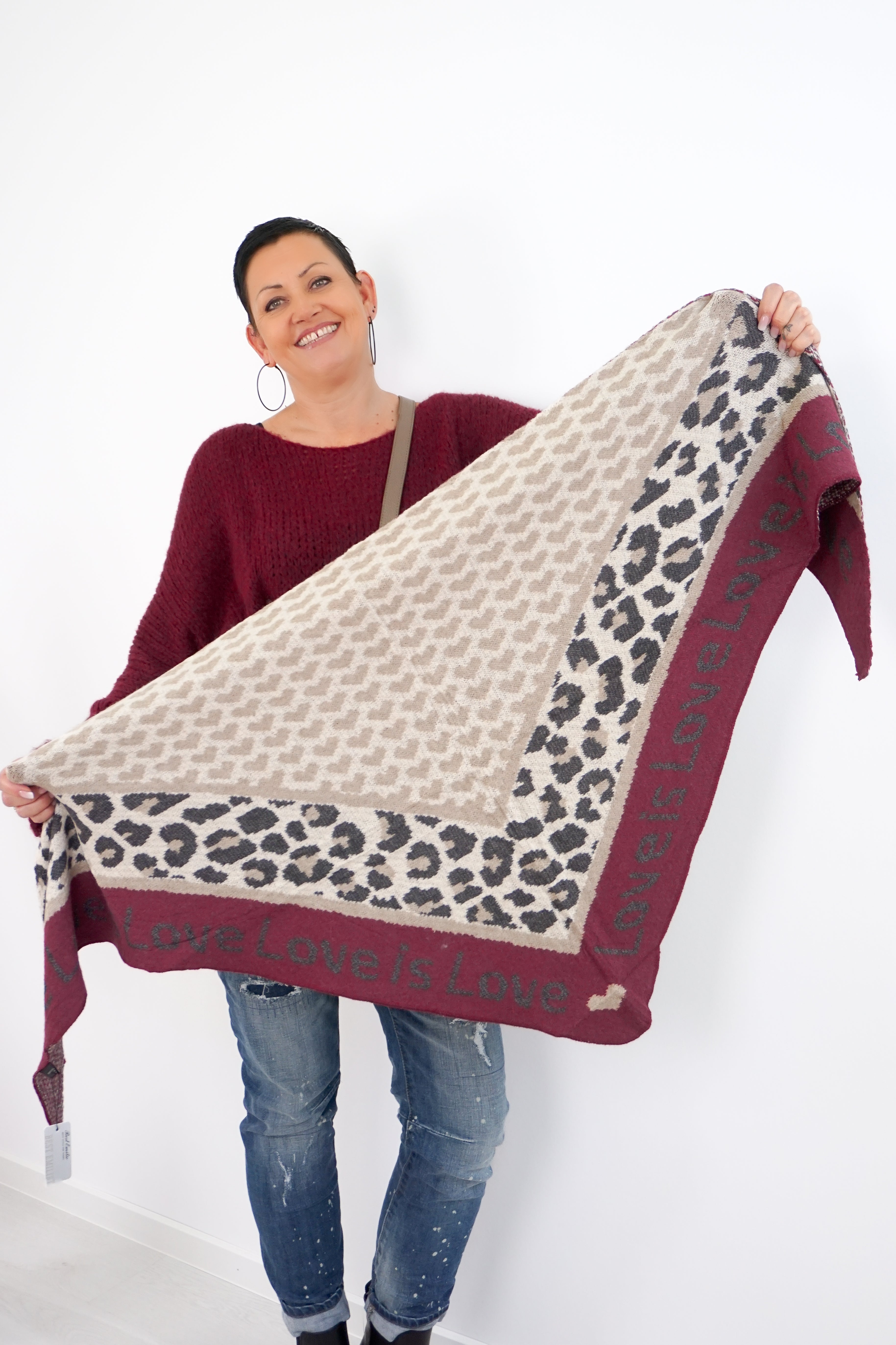 Dreiecksschal "Love is Love", bordeaux/beige
