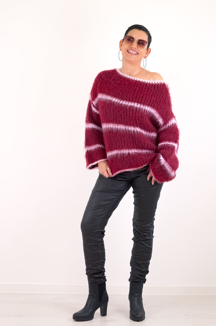 Kuscheliger Grobstrickpullover mit Streifen, bordeaux/rosa