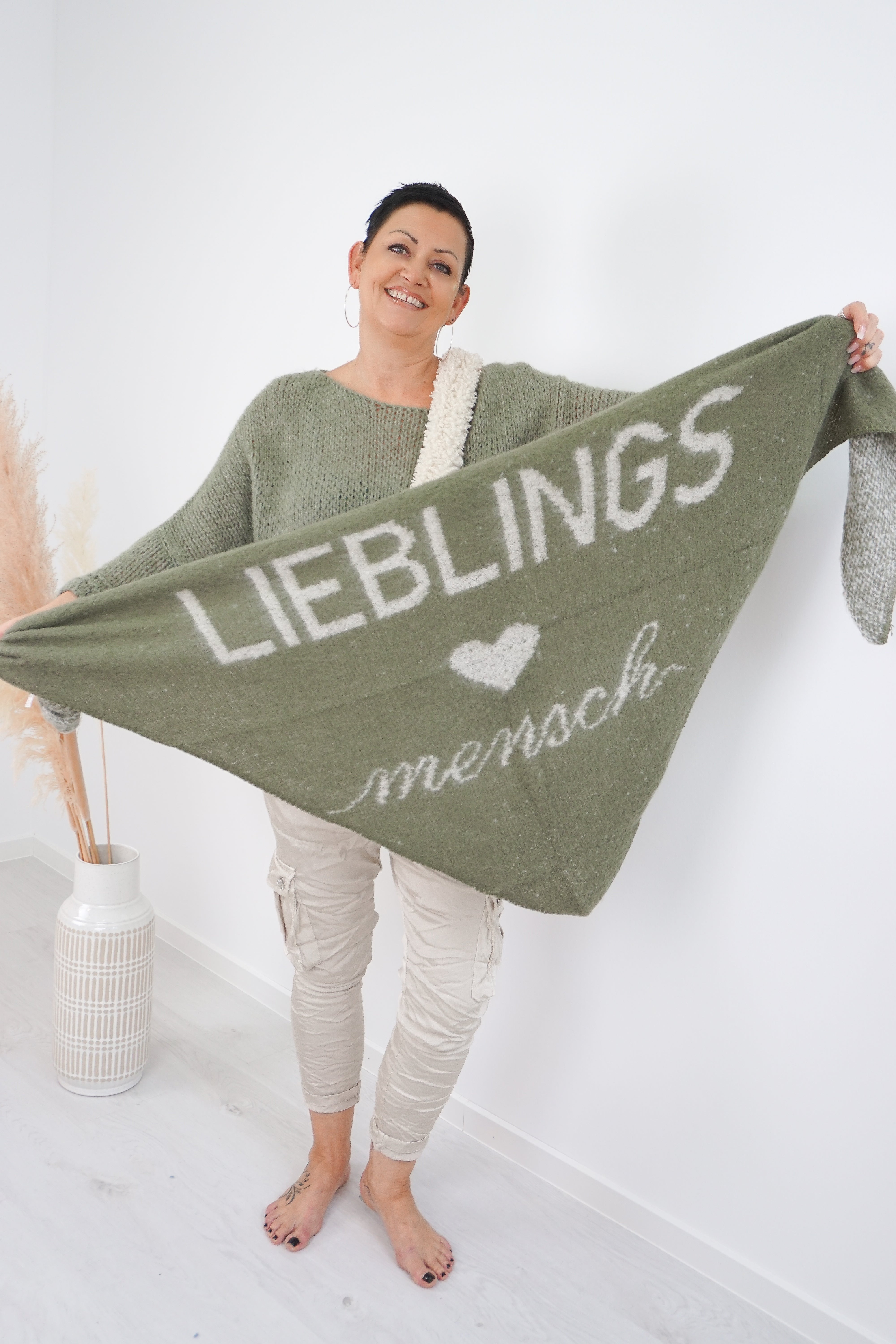 Dreiecksschal "Lieblingsmensch", Khaki