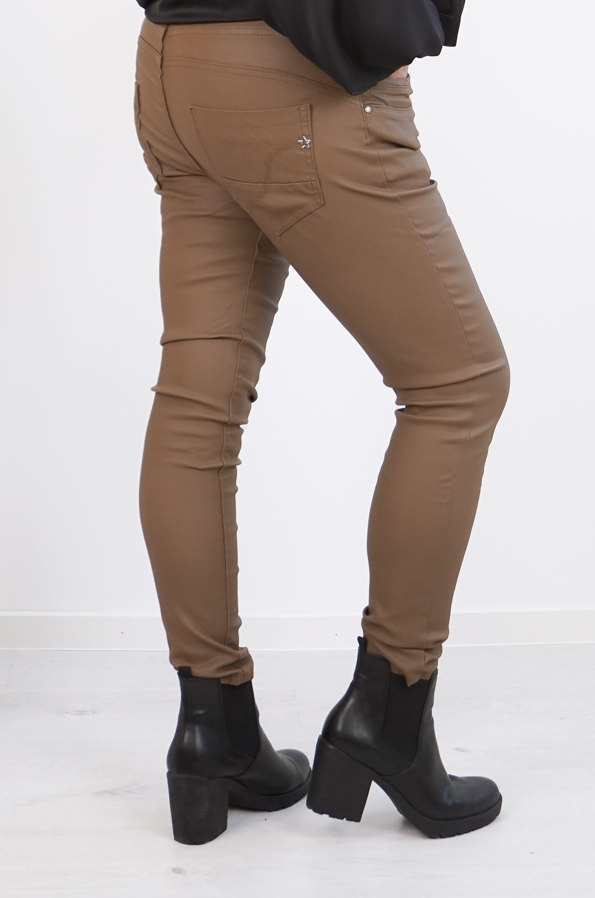 Lederimitat Hose "Favorite",camel
