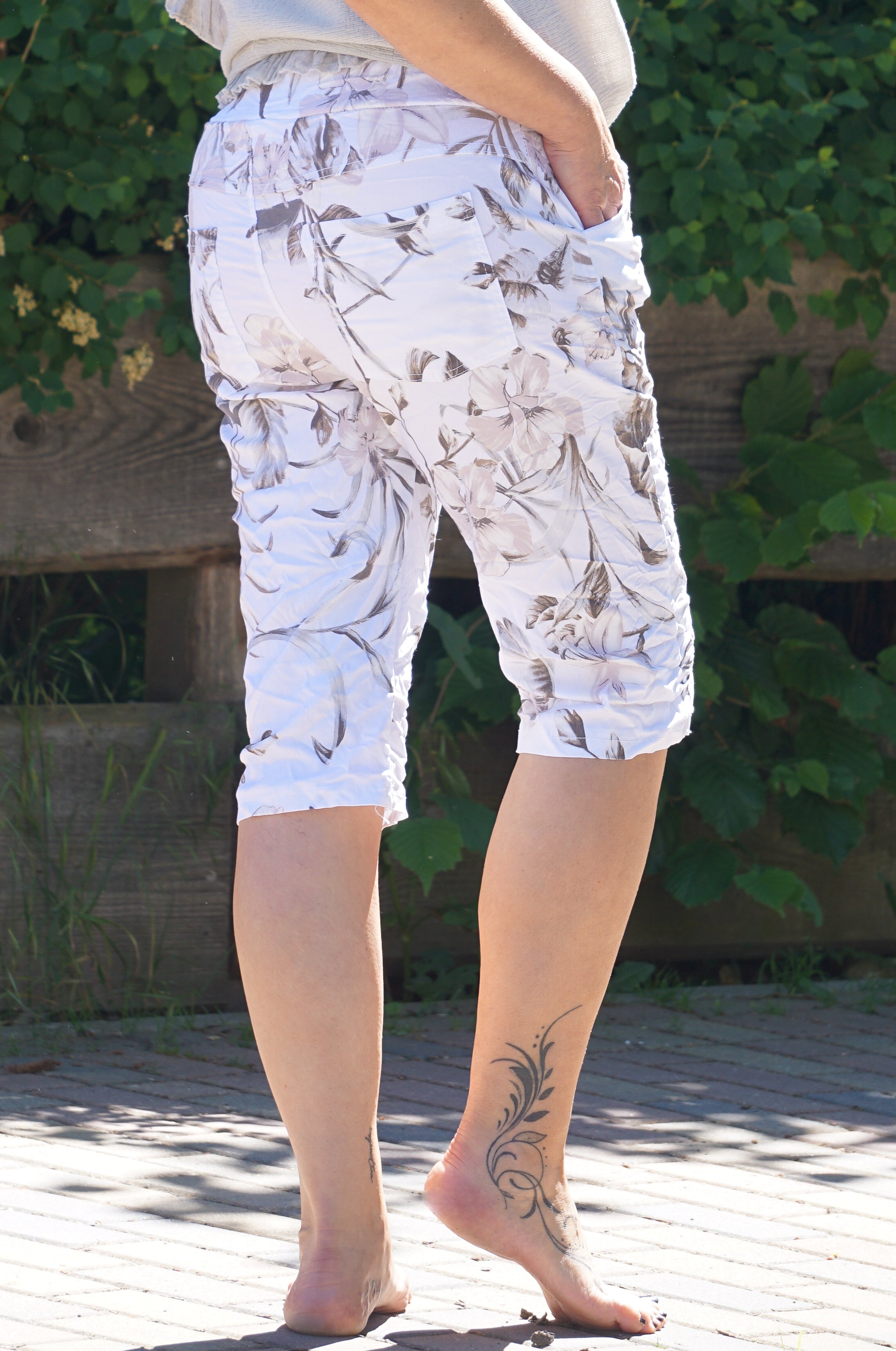 Capri Jogpant "summer", off white