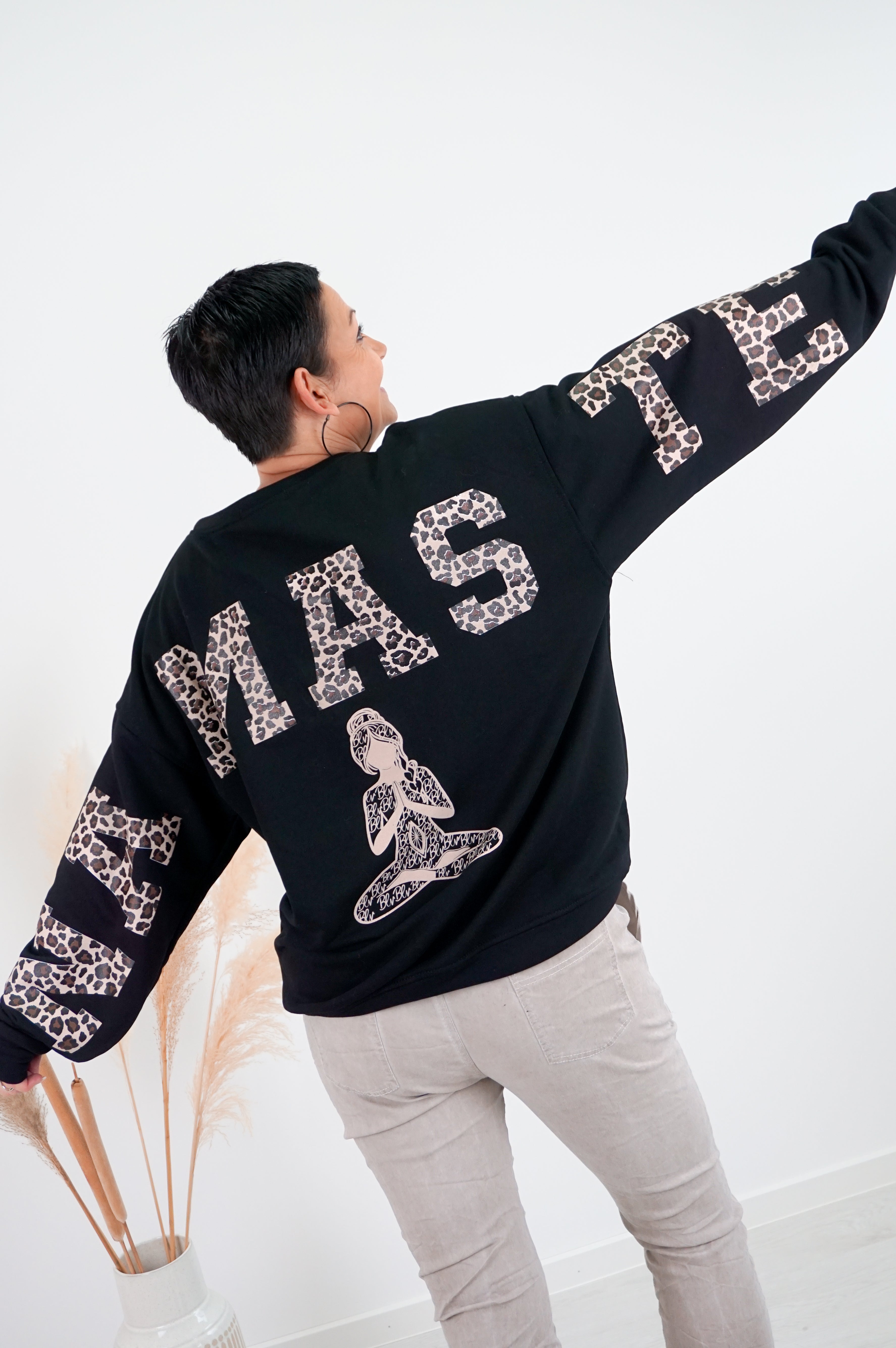 Sweatshirt "Leo Namaste“
