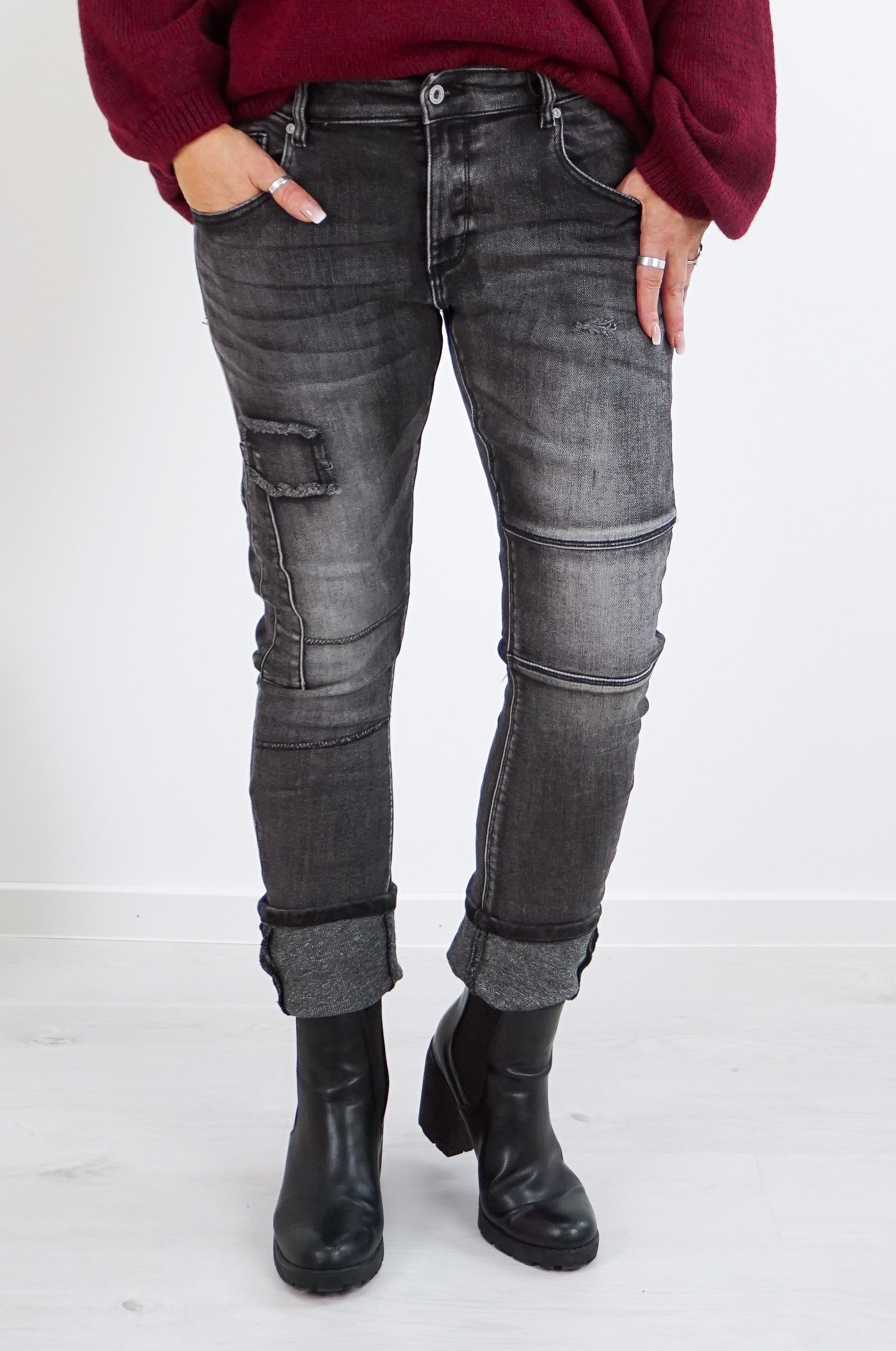 Sexy Woman Jeans mit Patches, grau