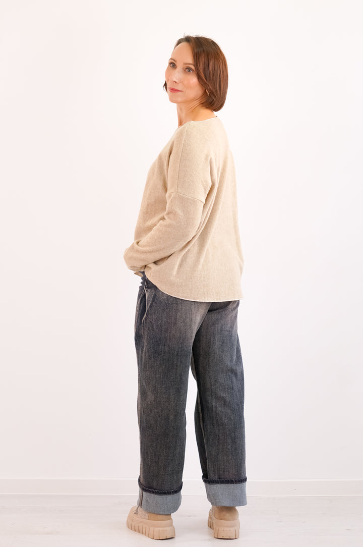 Flauschiger Feinstrickpulli, Camel