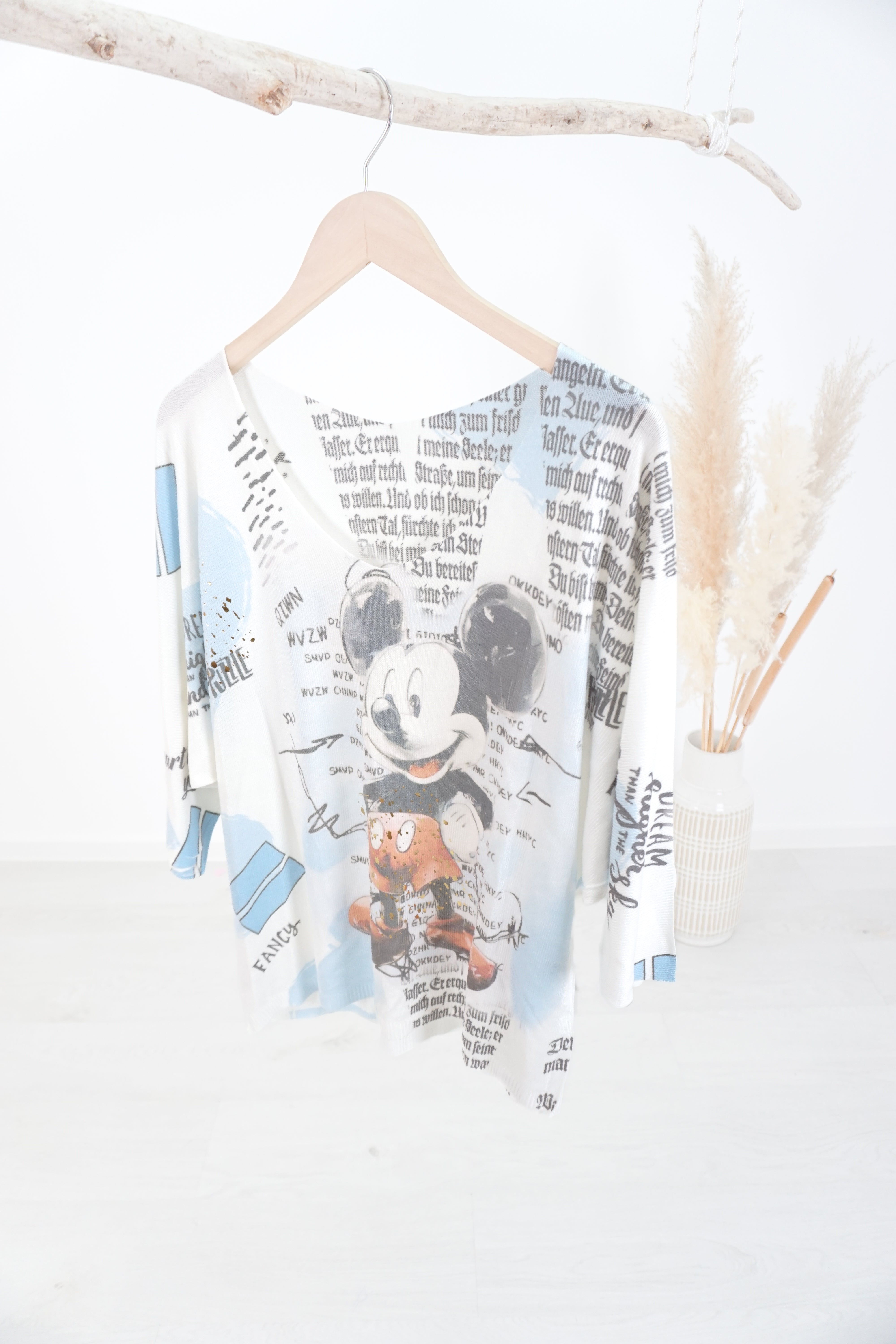 Leichter Feinstrickpulli "fancy Micky", hellblau