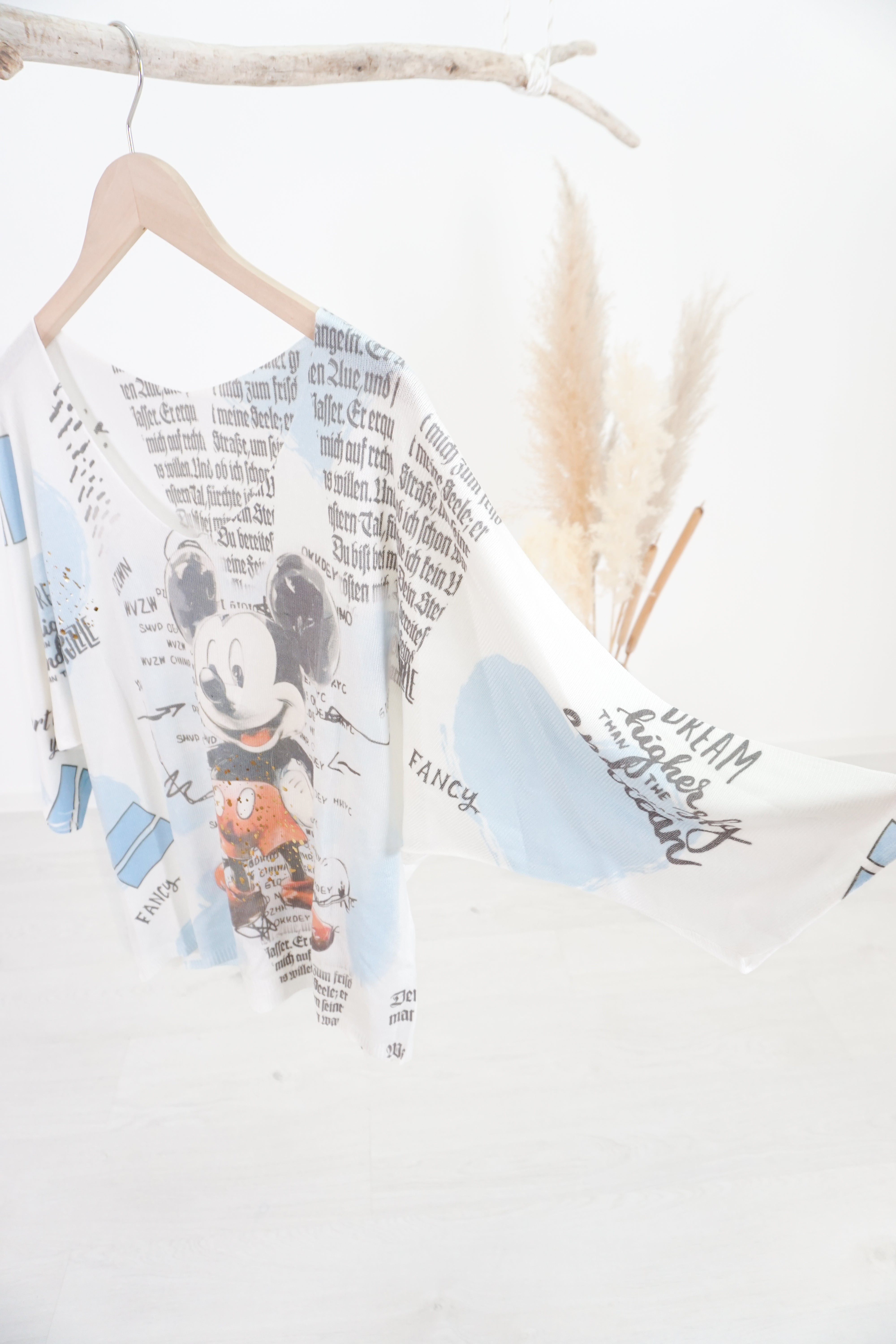 Leichter Feinstrickpulli "fancy Micky", hellblau