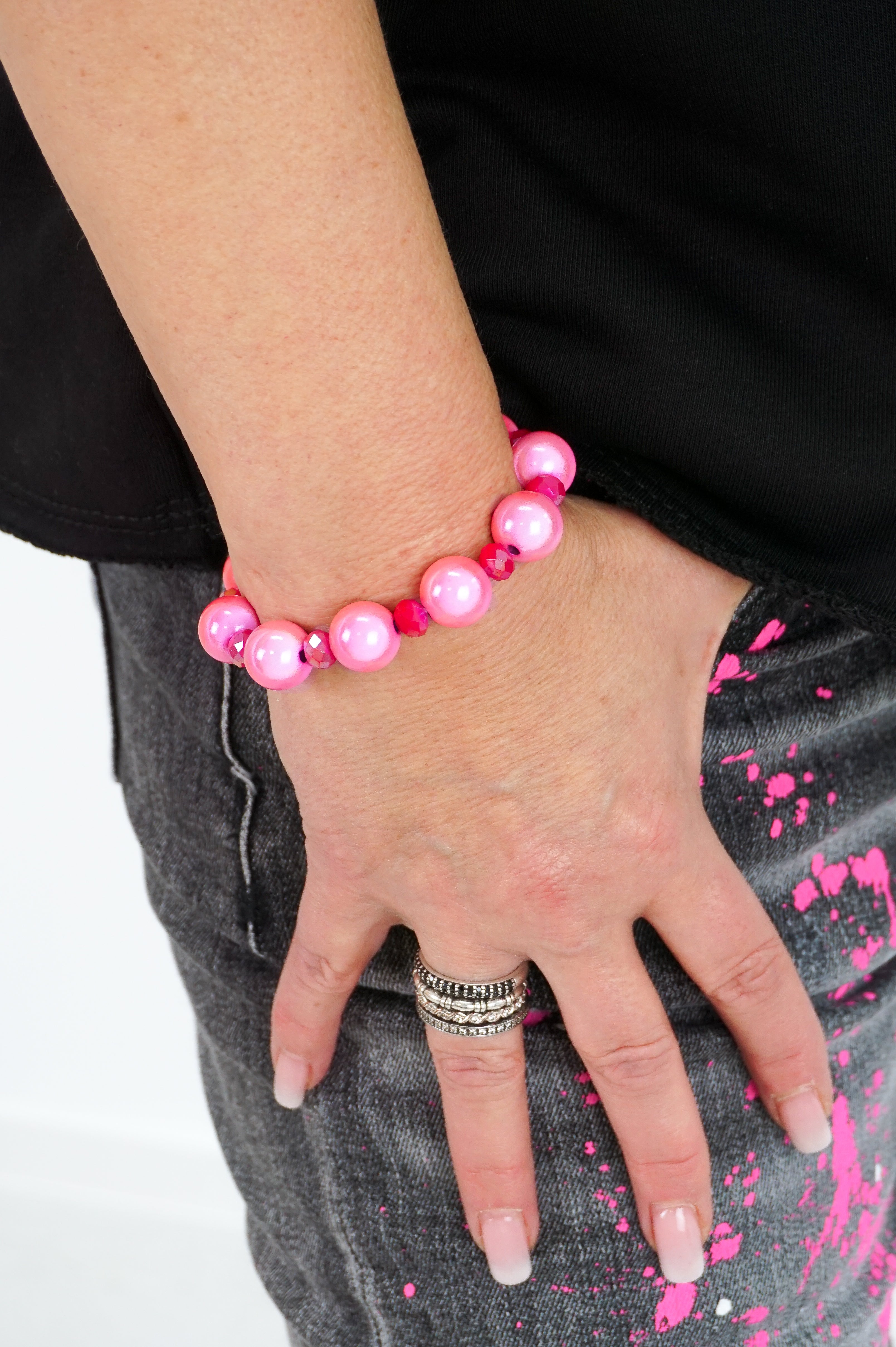 Leuchtendes Perlenarmband, neonpink