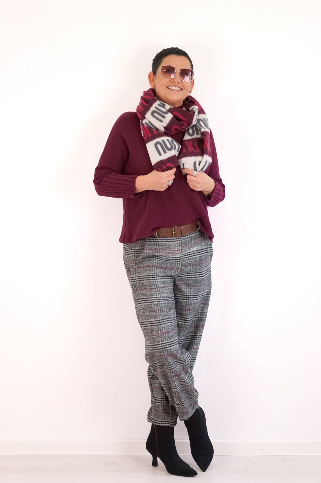 Feinstrickpulli mit Stehkragen, burgunder