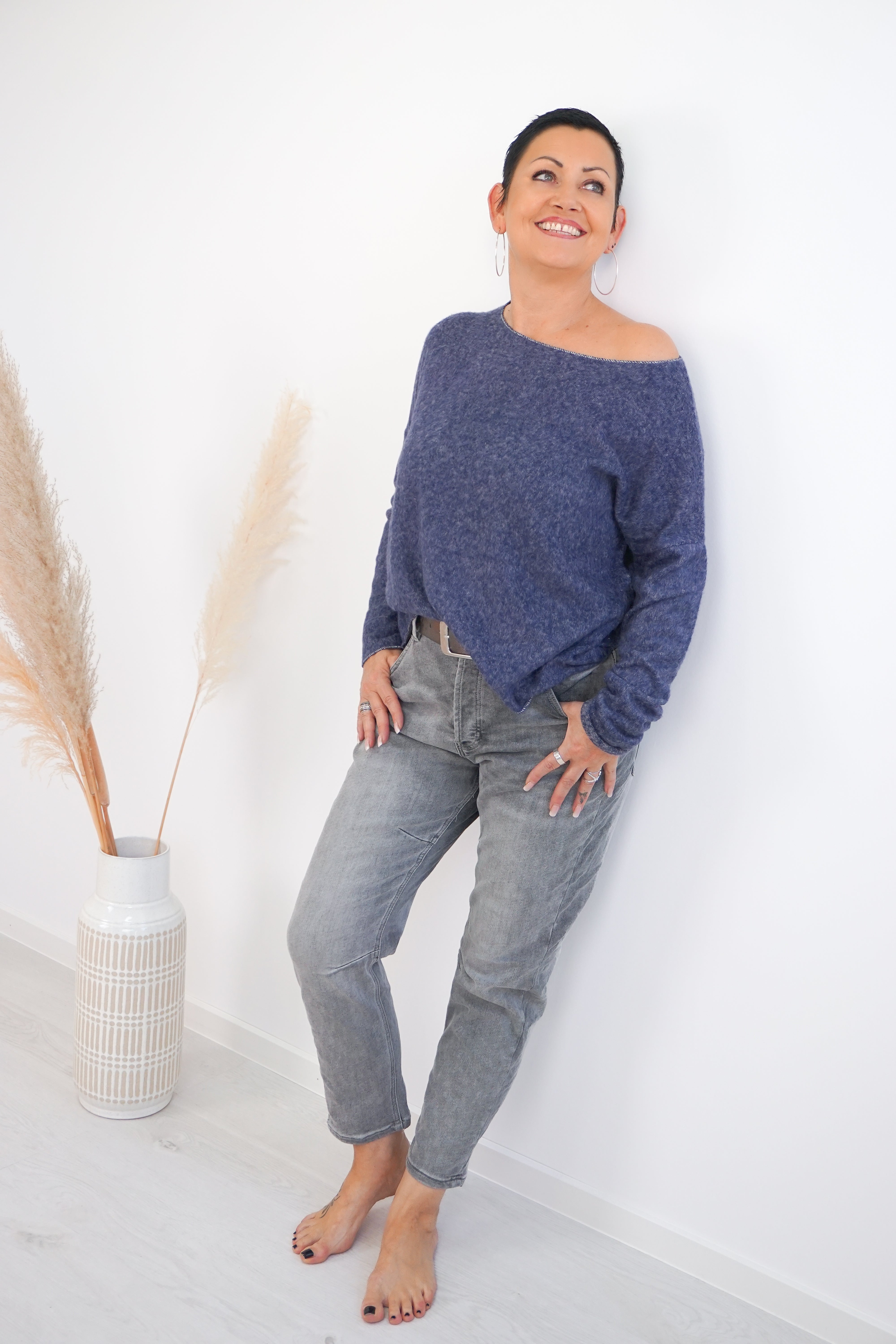 Sexy Woman Mom Jeans in grau