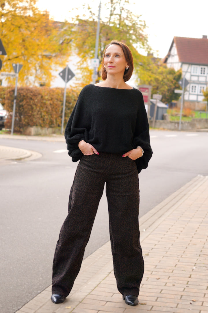 Strickpulli mit weiten Ballonärmeln, schwarz
