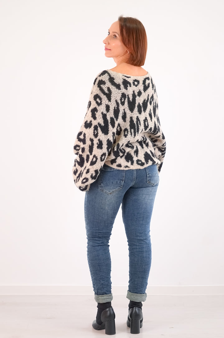 Weiter Strickpulli „Leo“, beige/schwarz