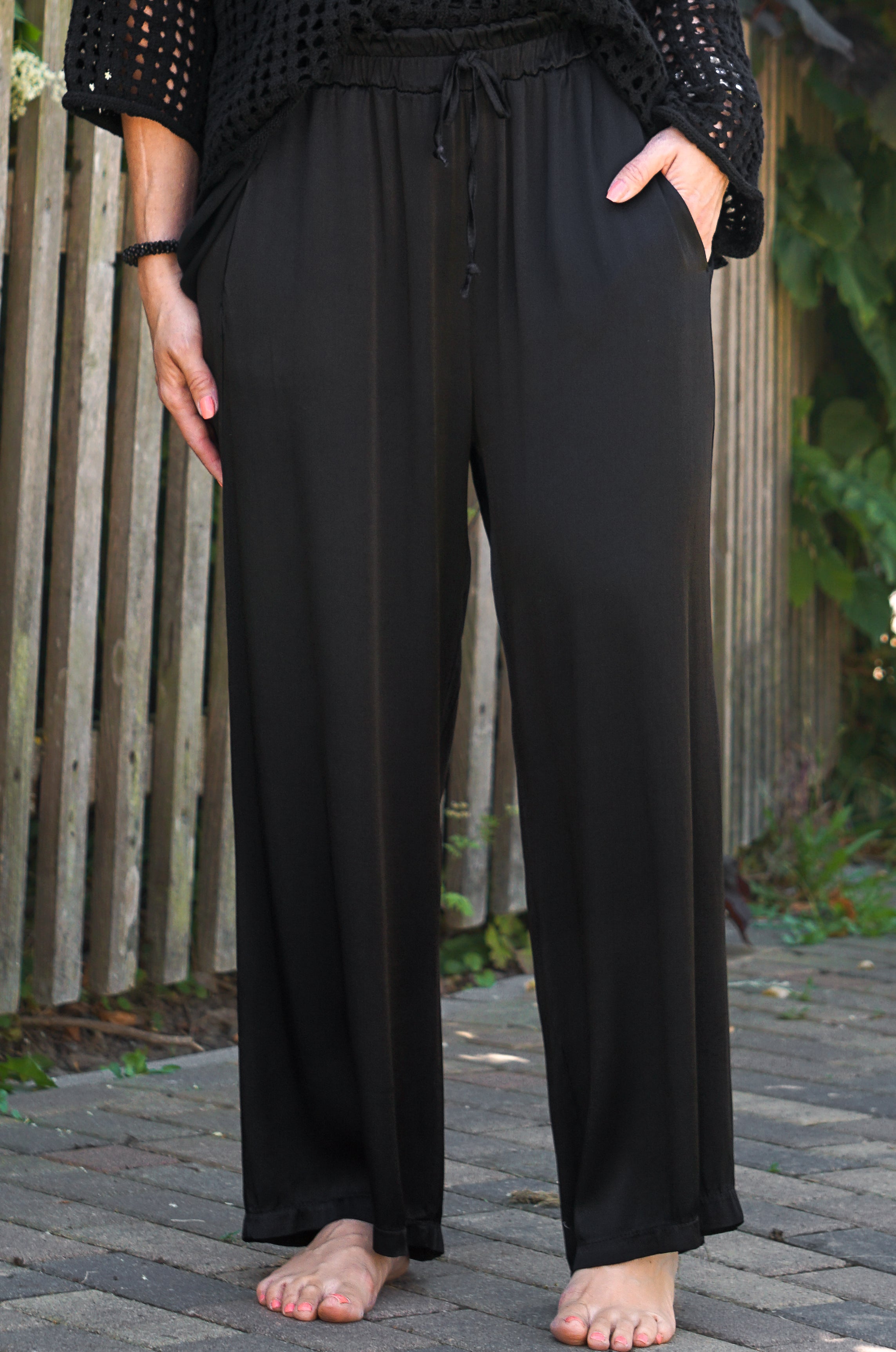 Satin Sommerhose, schwarz