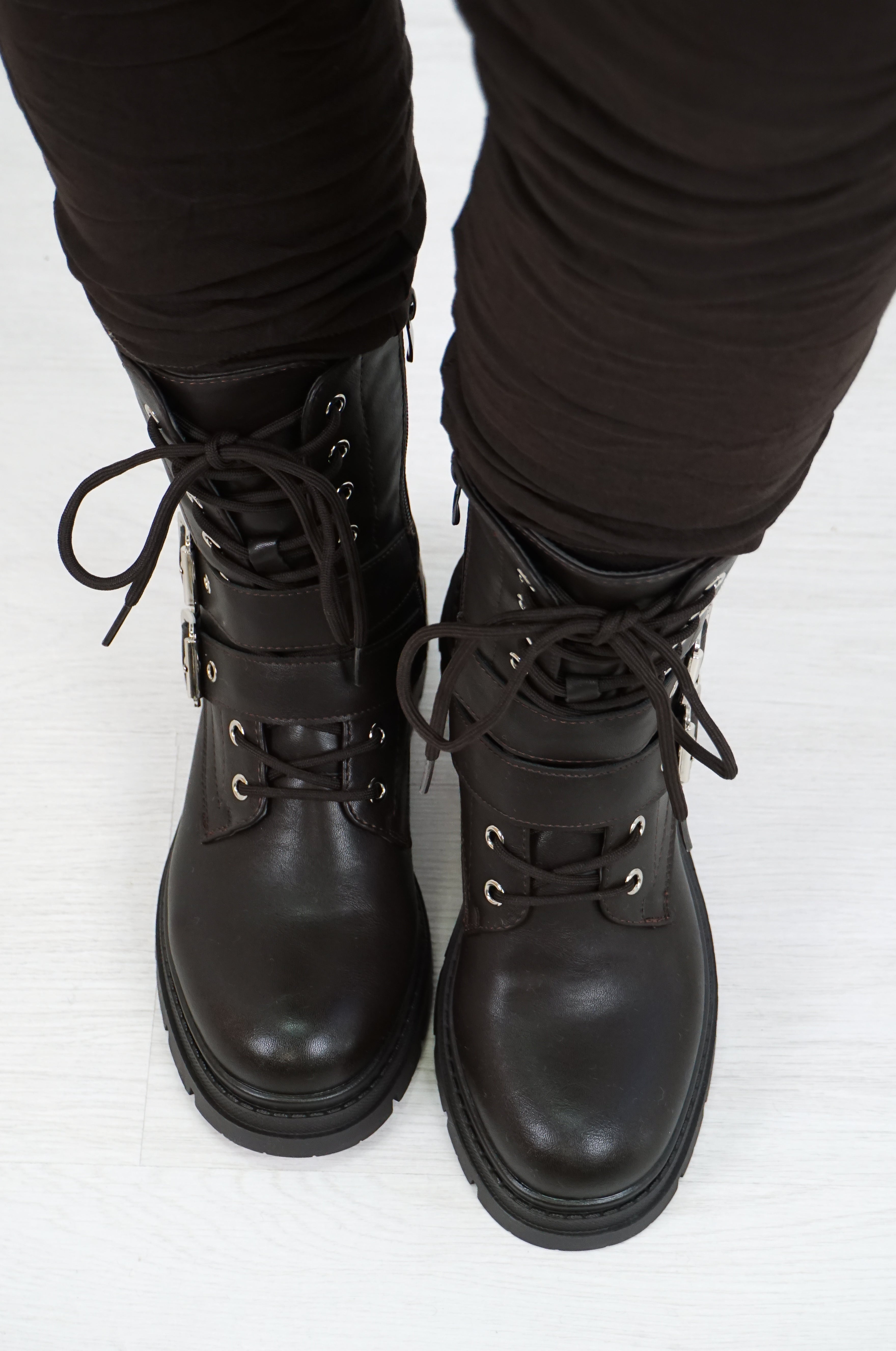 Geschnürte Stiefelette "Style", schokobraun