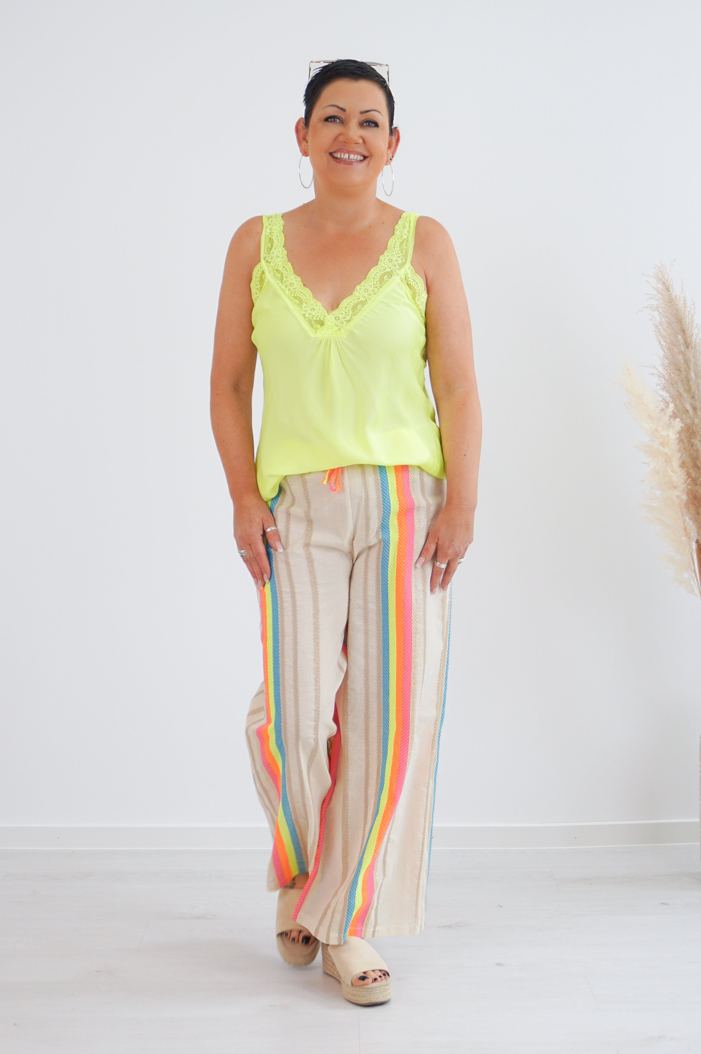 Basic Satin Spitzentop, neongelb