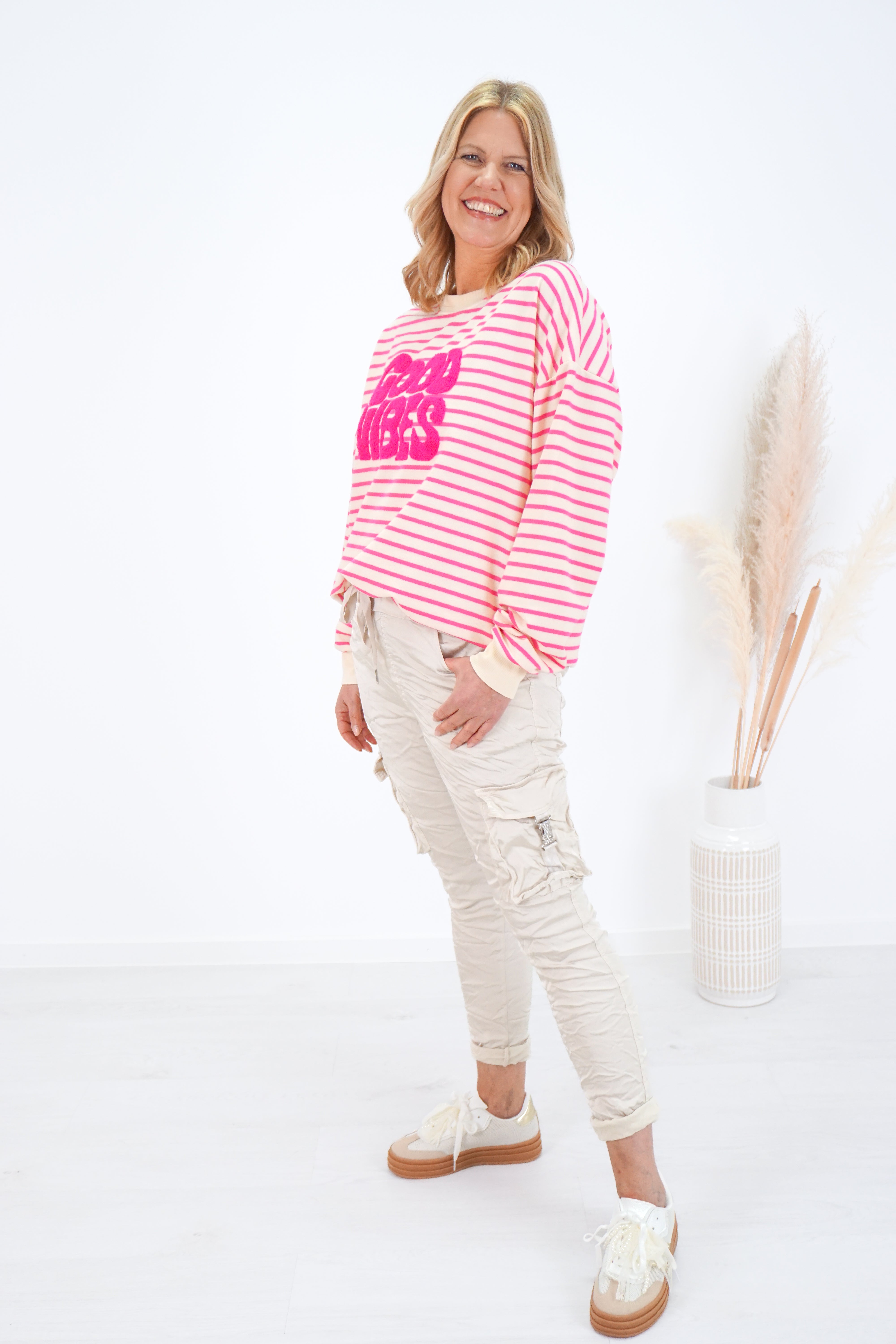 Sweatshirt "Good Vibes"