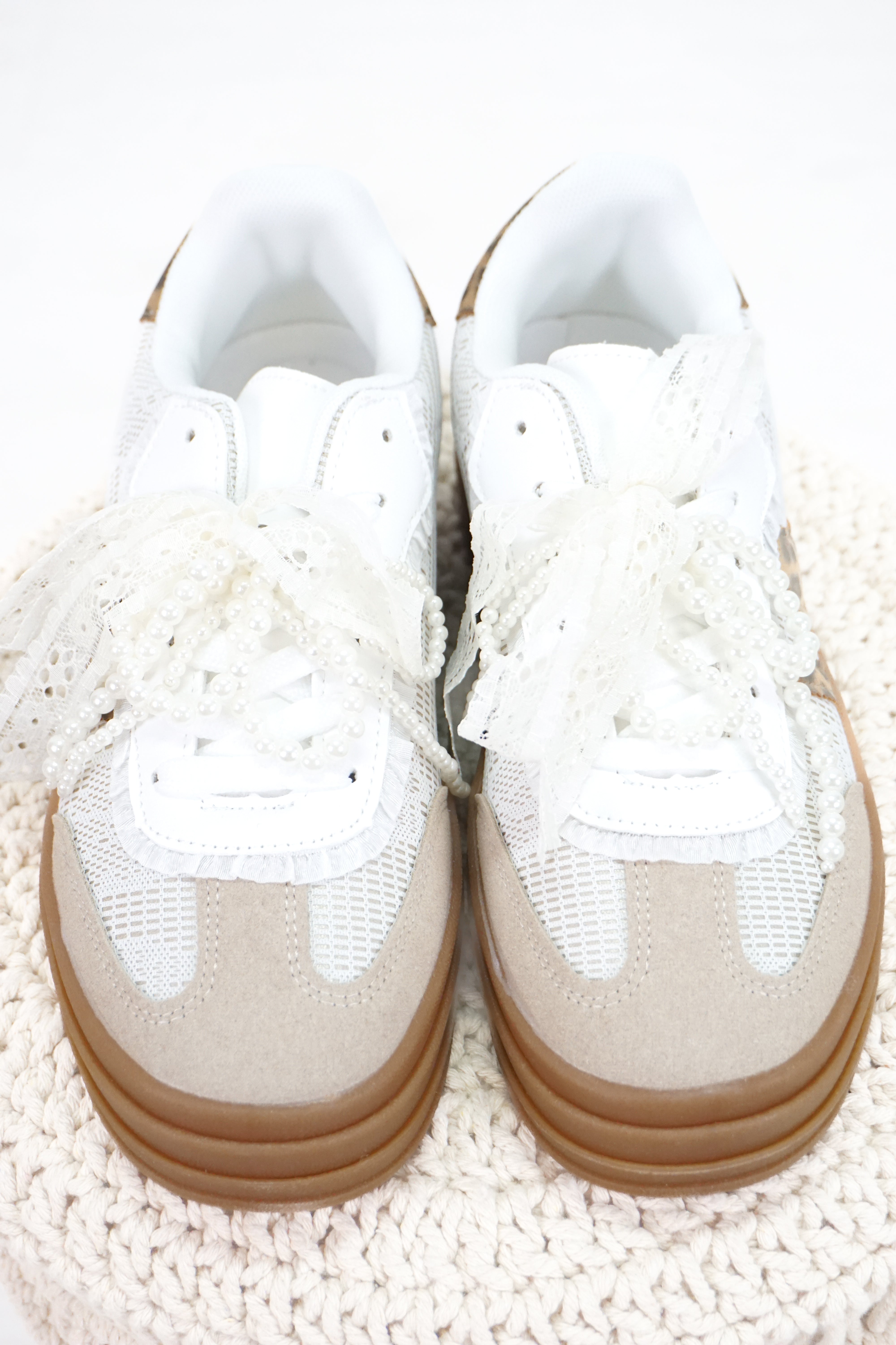 Sneaker "romantic", leo