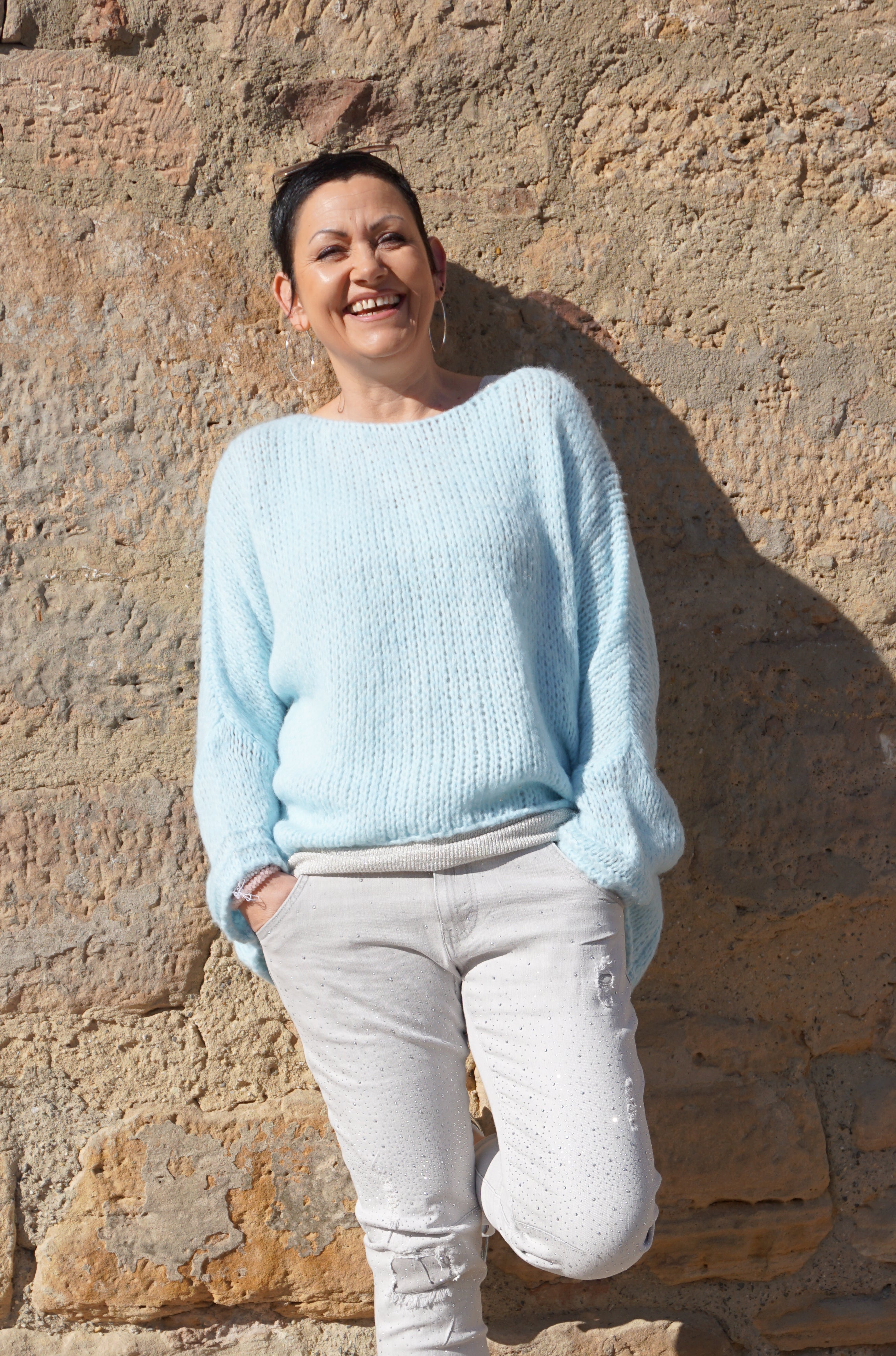 Basic Strickpulli, hellblau