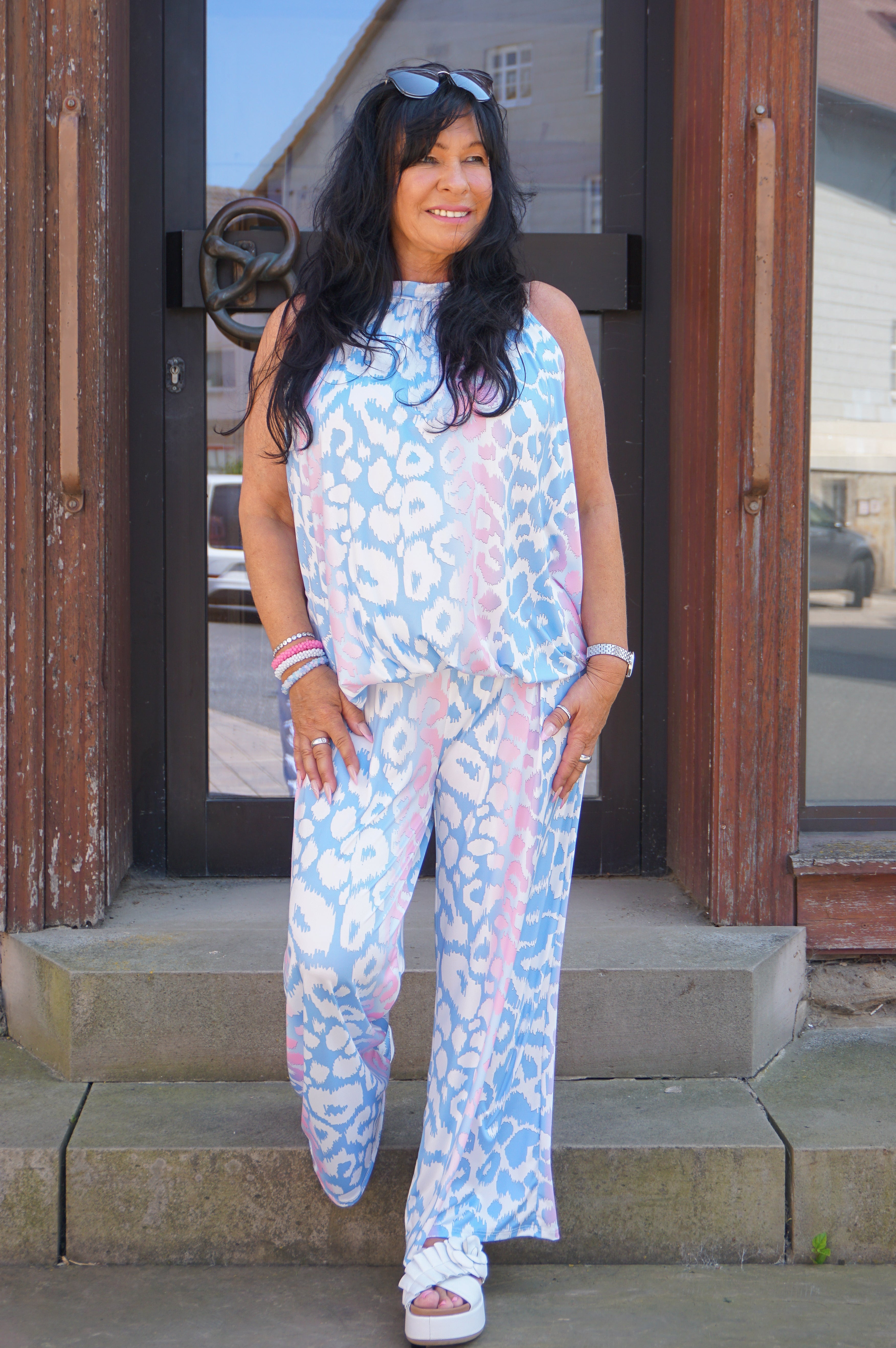 Zweiteiler Kofferhose mit Leo Print, hellblau/rosa