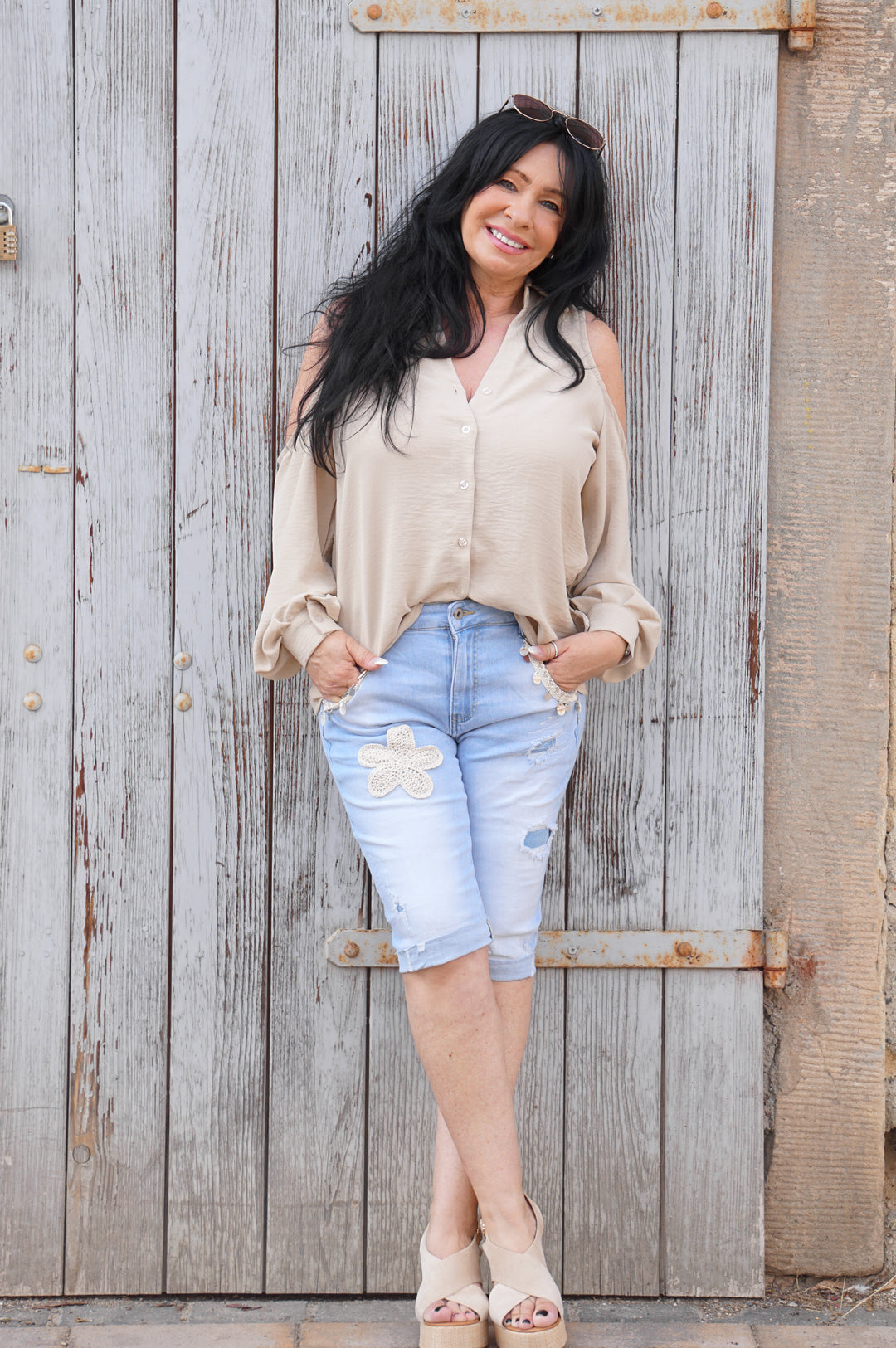 Bluse mit Cut-Outs, beige
