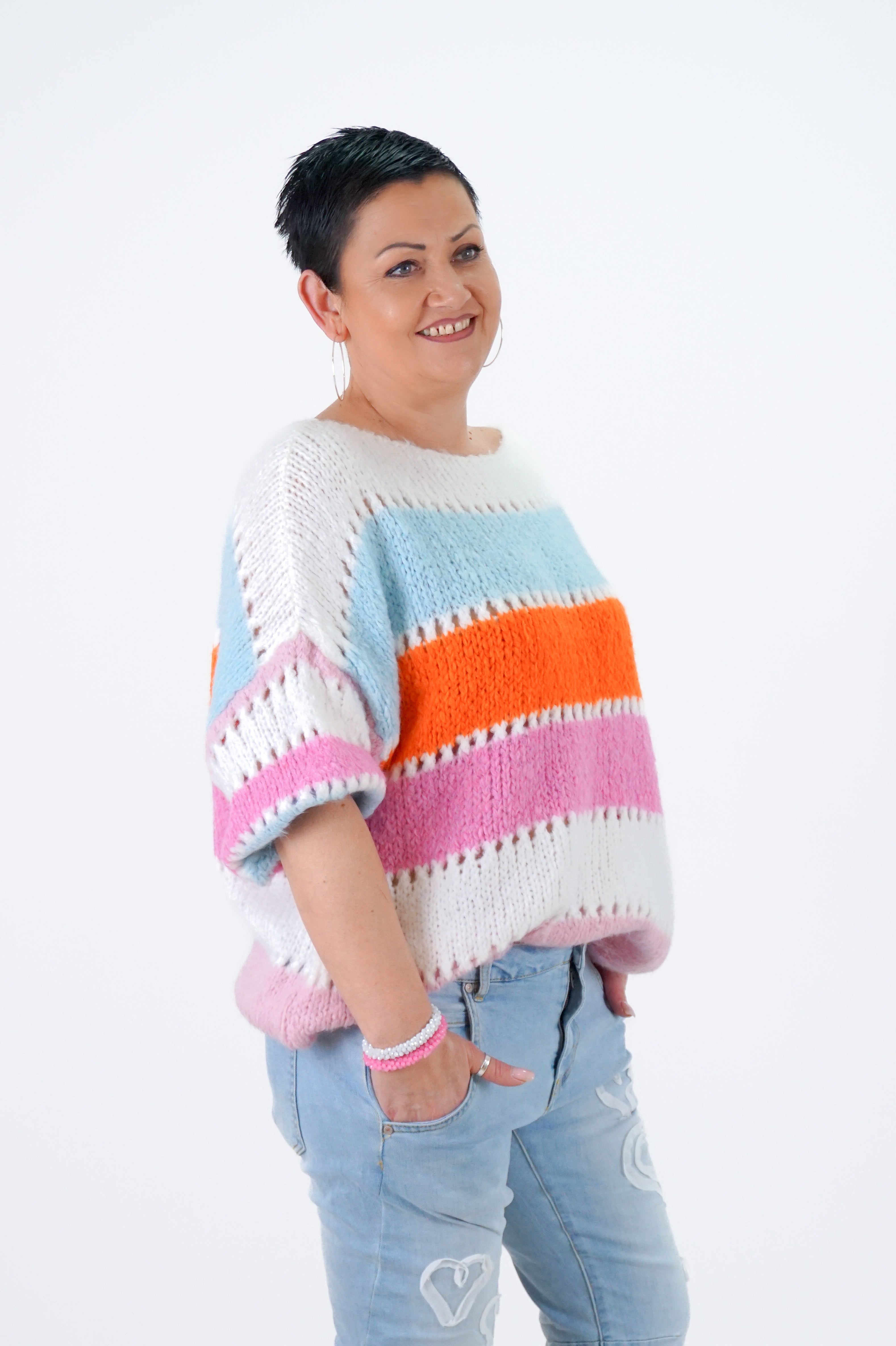 Bunter kurzarm Strickpulli