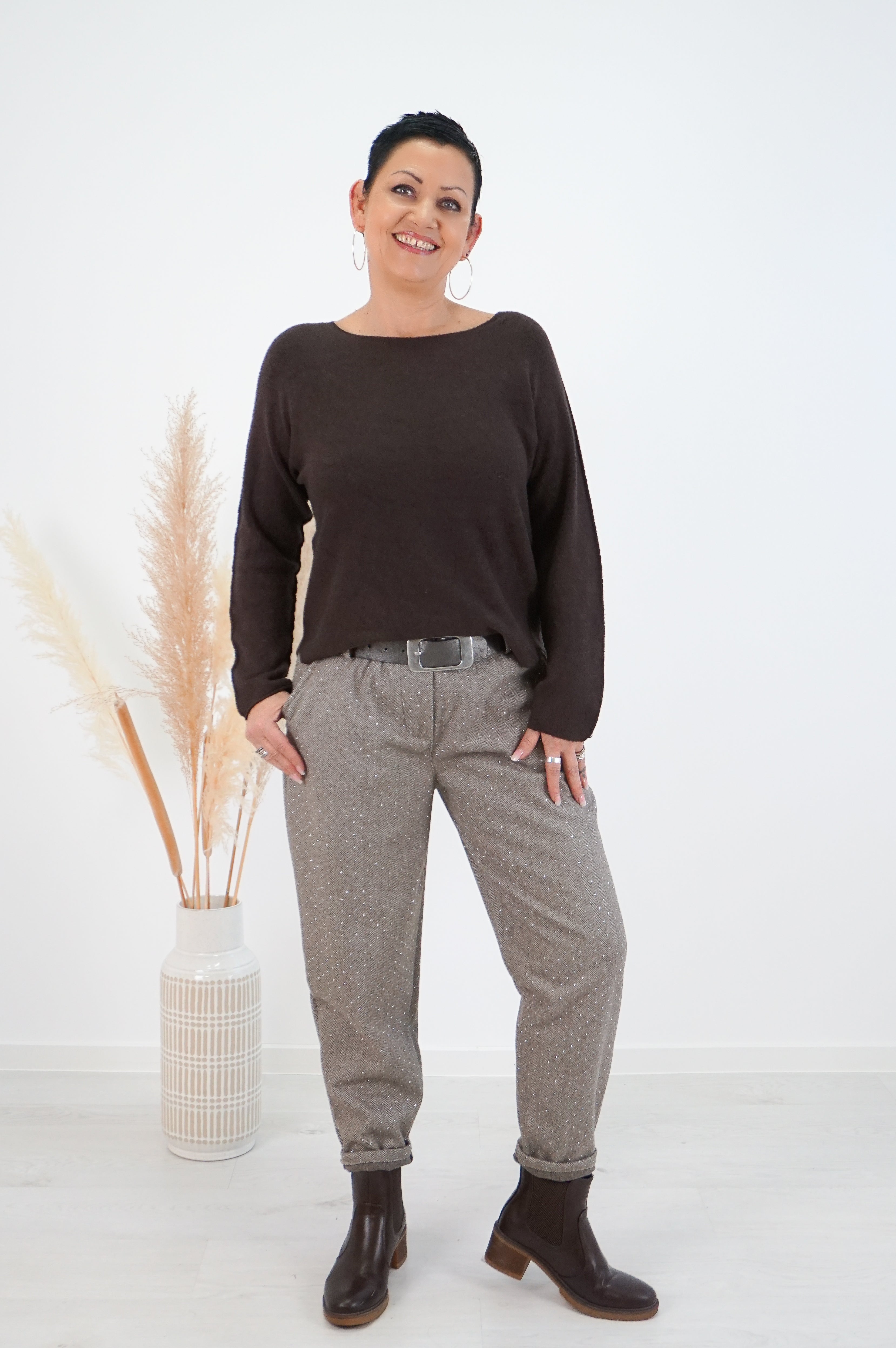 Basic Feinstrickpulli, schokobraun