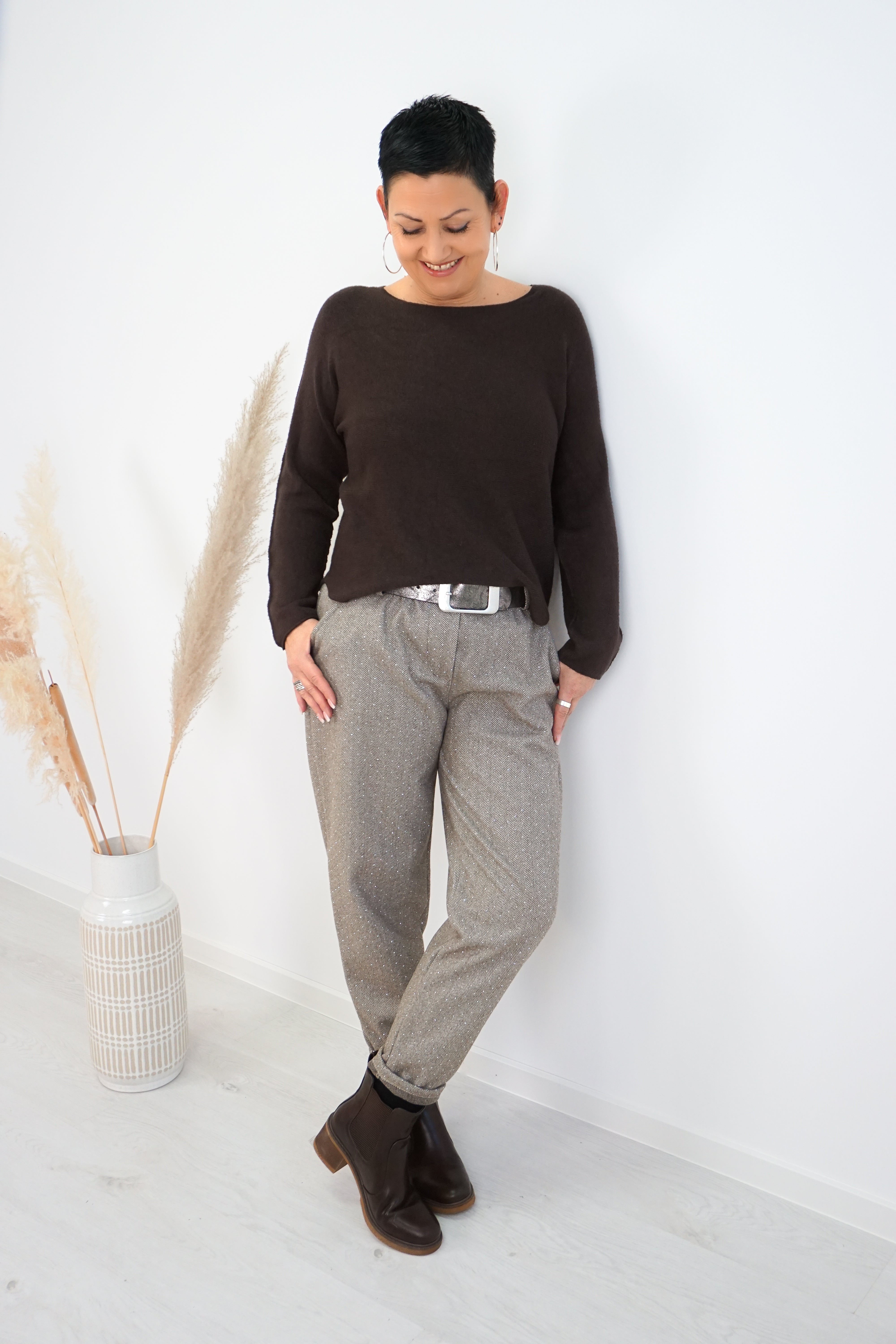 Basic Feinstrickpulli, schokobraun