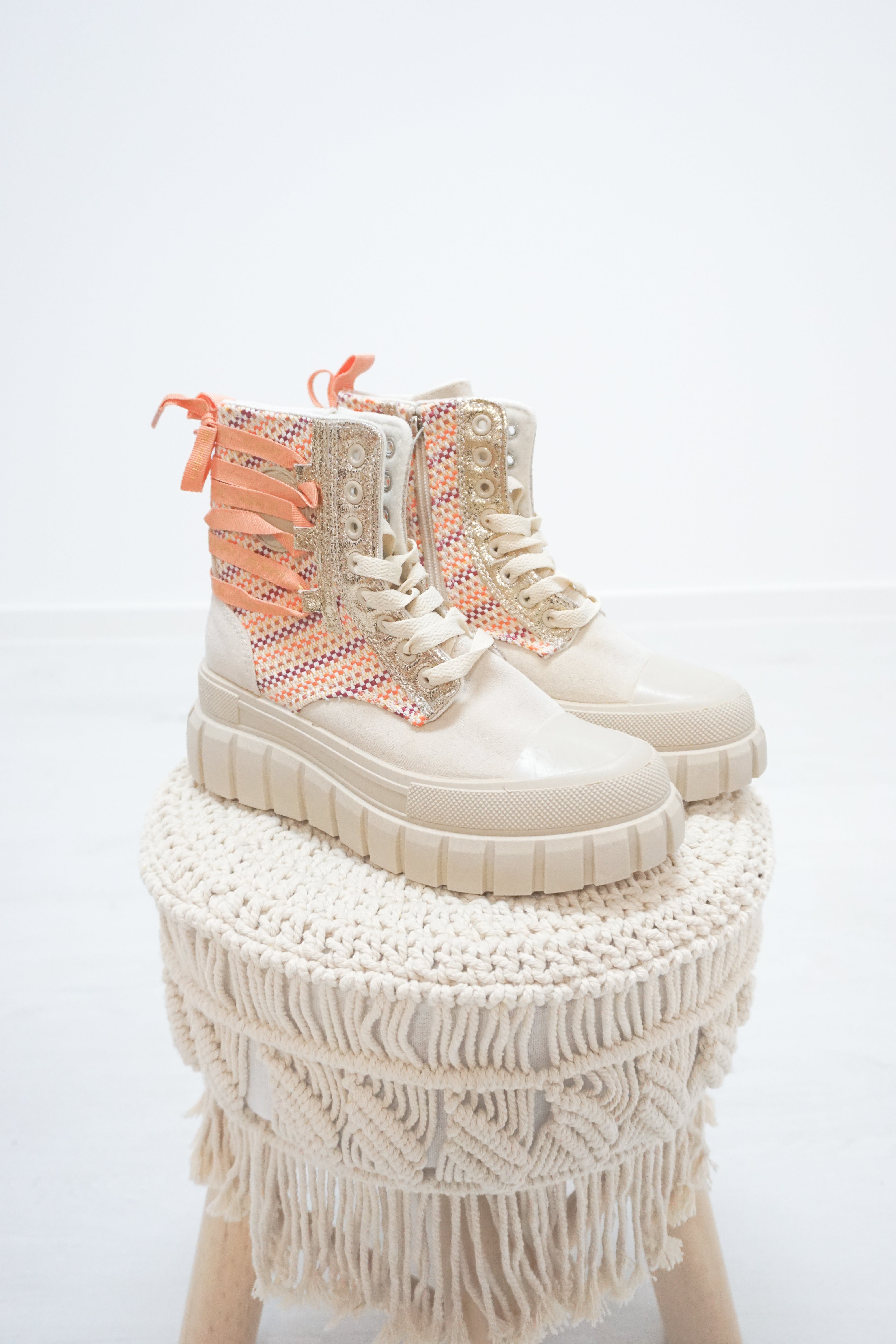 Hoher Sneaker "BE HAPPY", beige/bunt