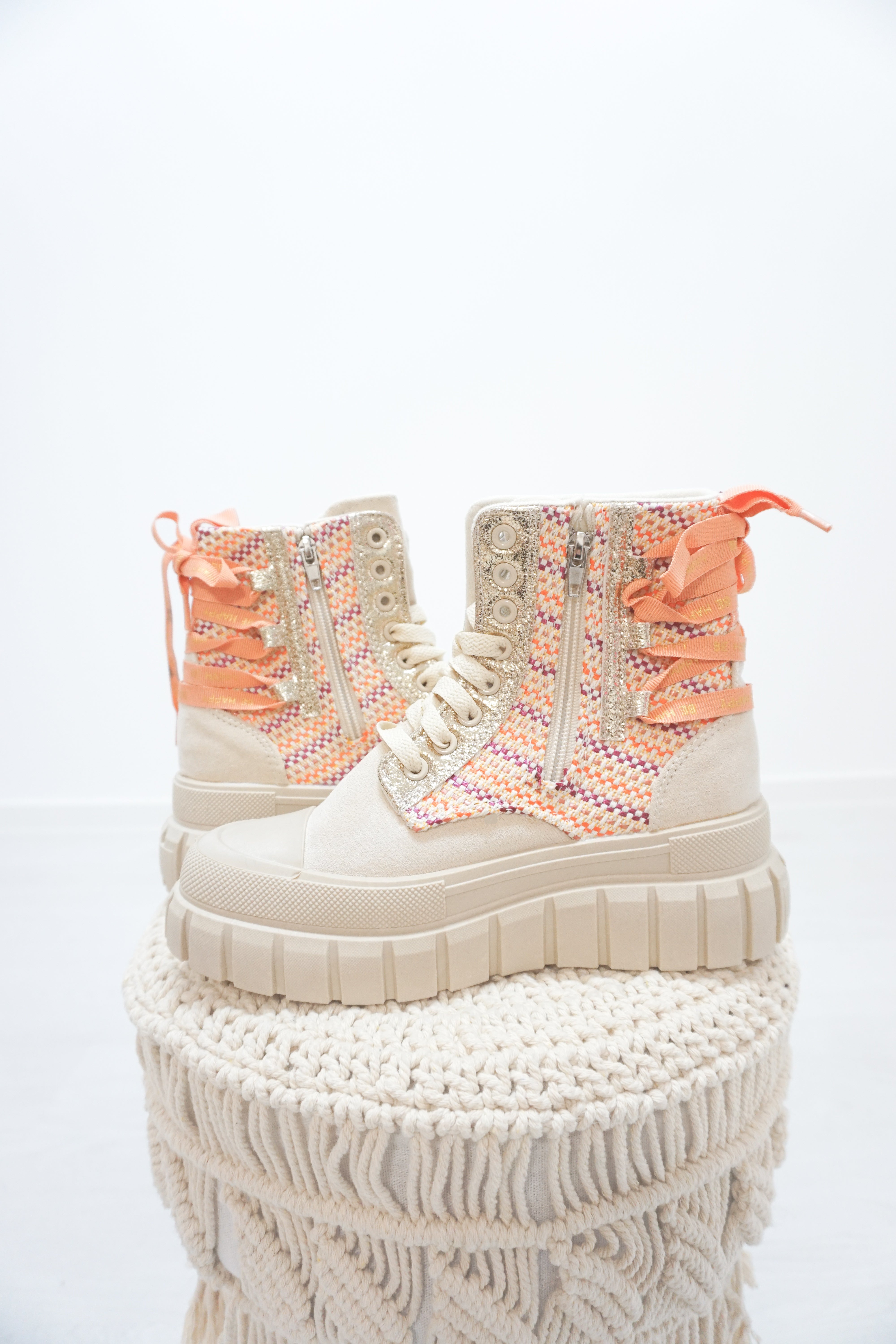 Hoher Sneaker "BE HAPPY", beige/bunt
