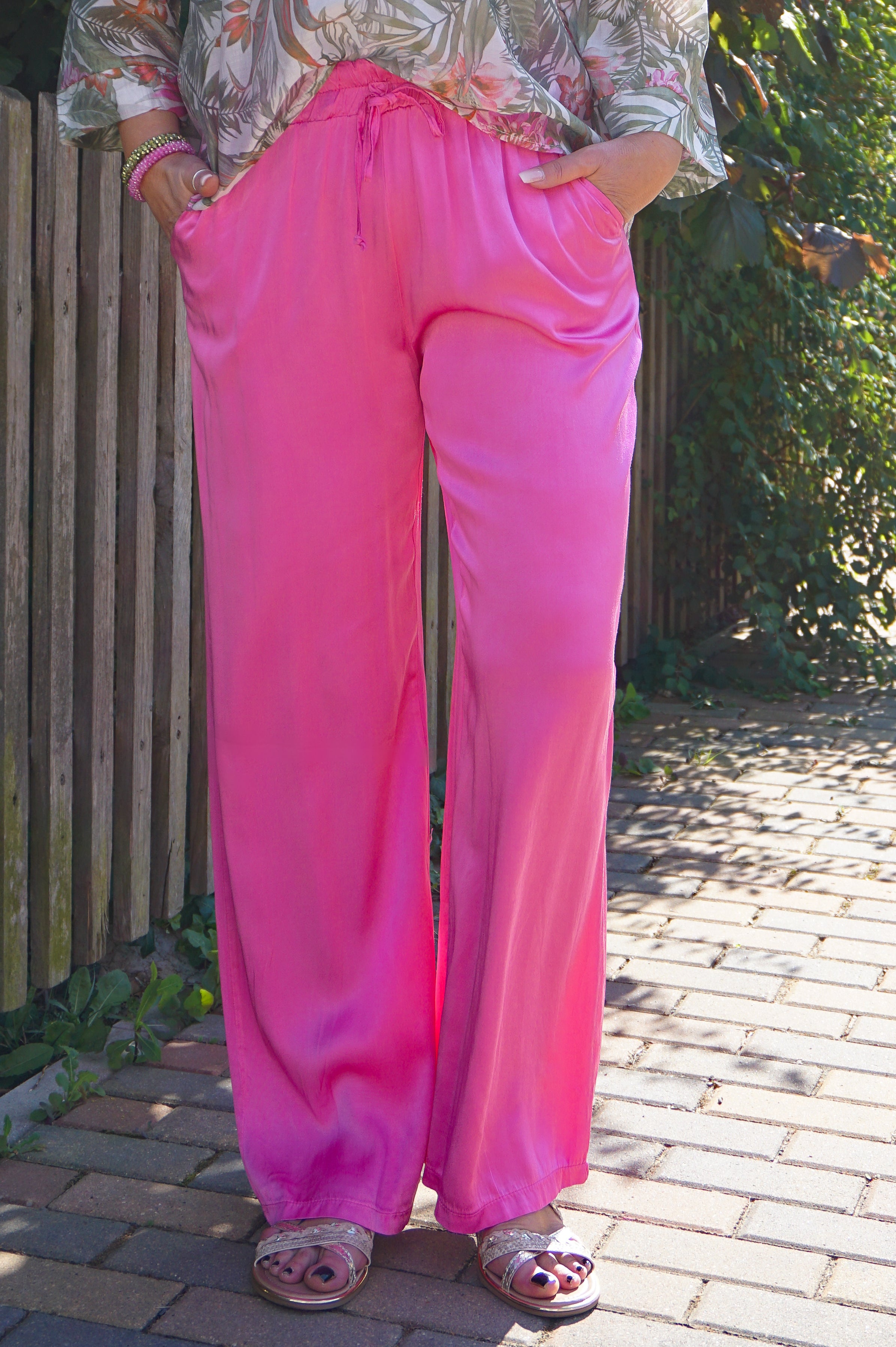 Satin Sommerhose, candy pink