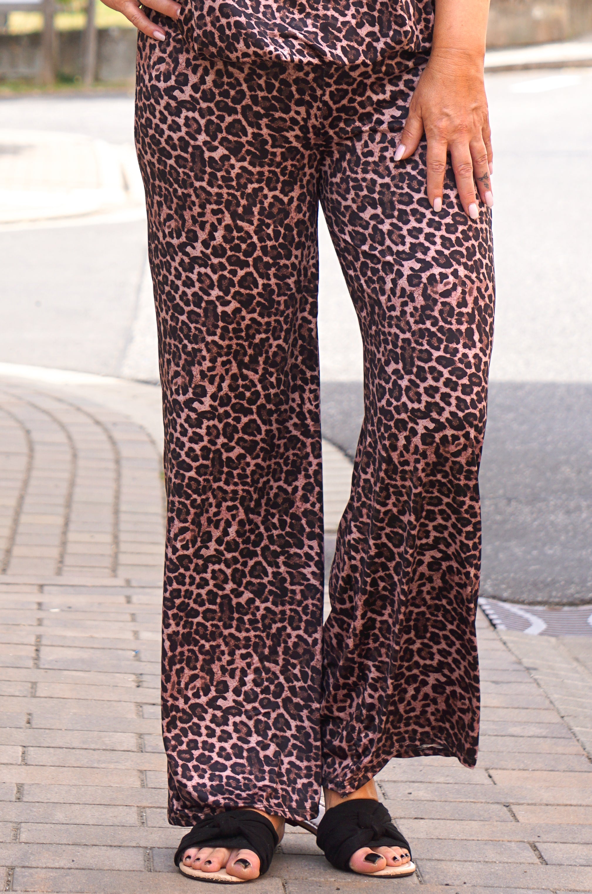 Zweiteiler Kofferhose mit Leo Print