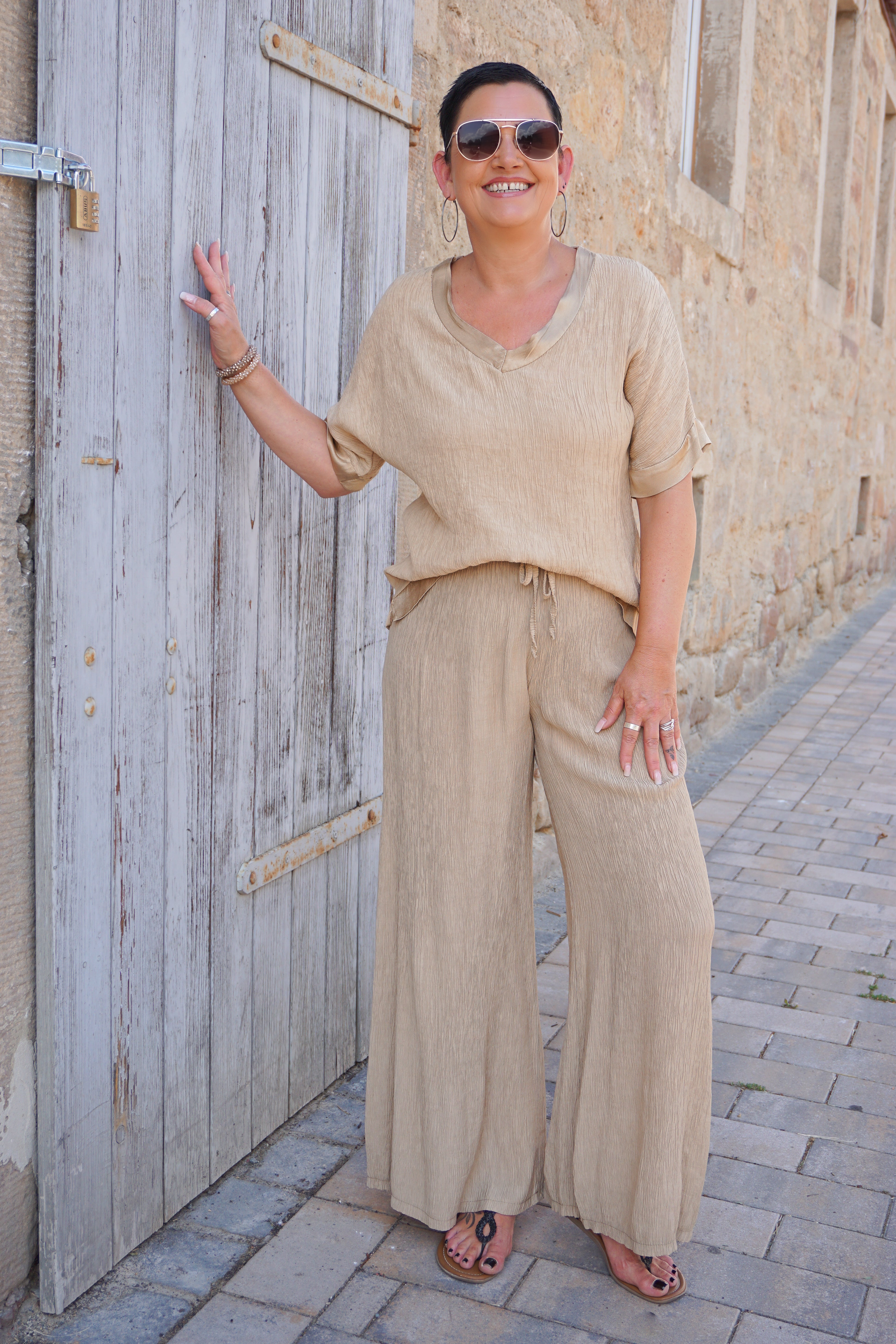 Zweiteiler T-Shirt in crinkle Optik, camel