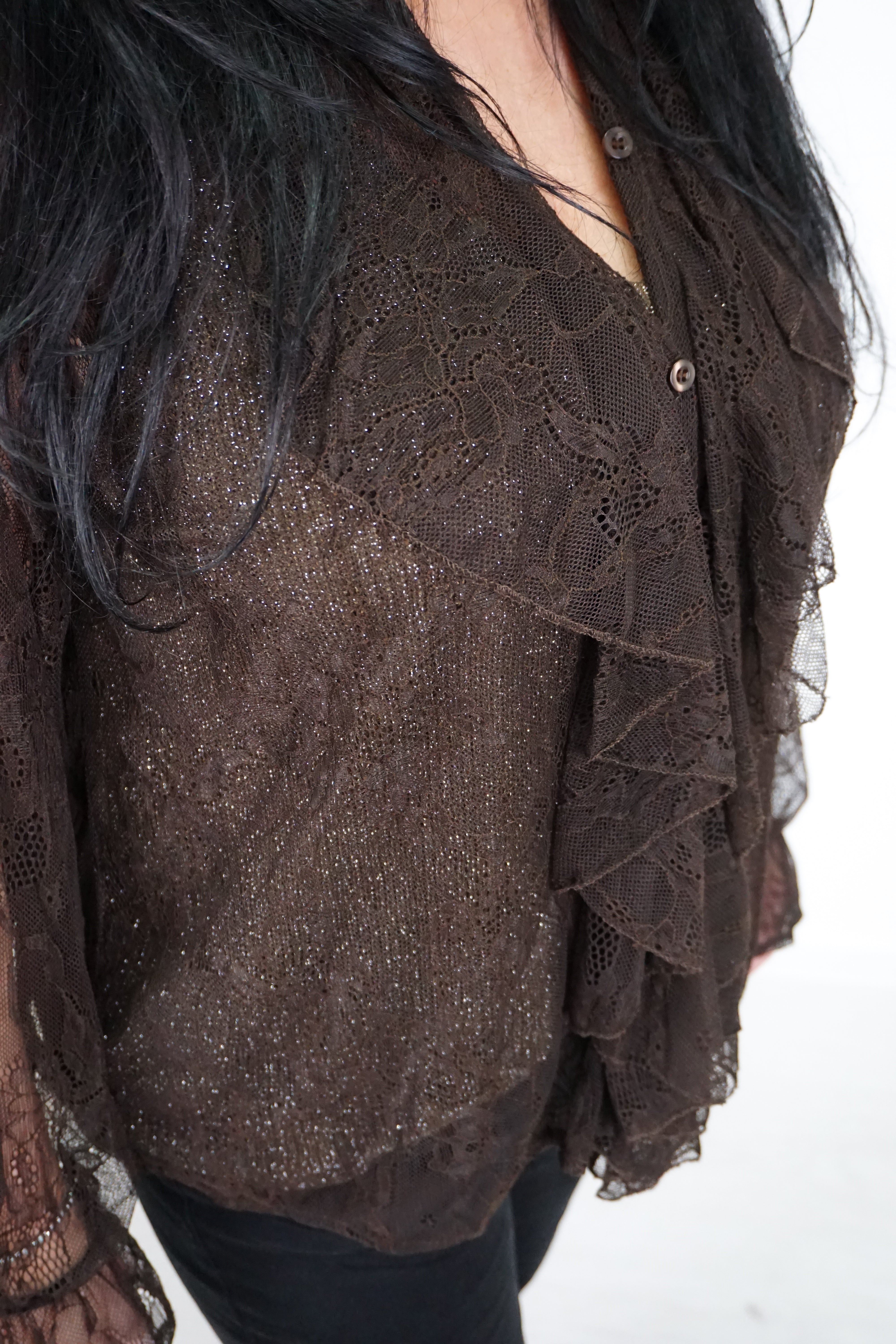 Spitzenbluse mit Volants, schokobraun